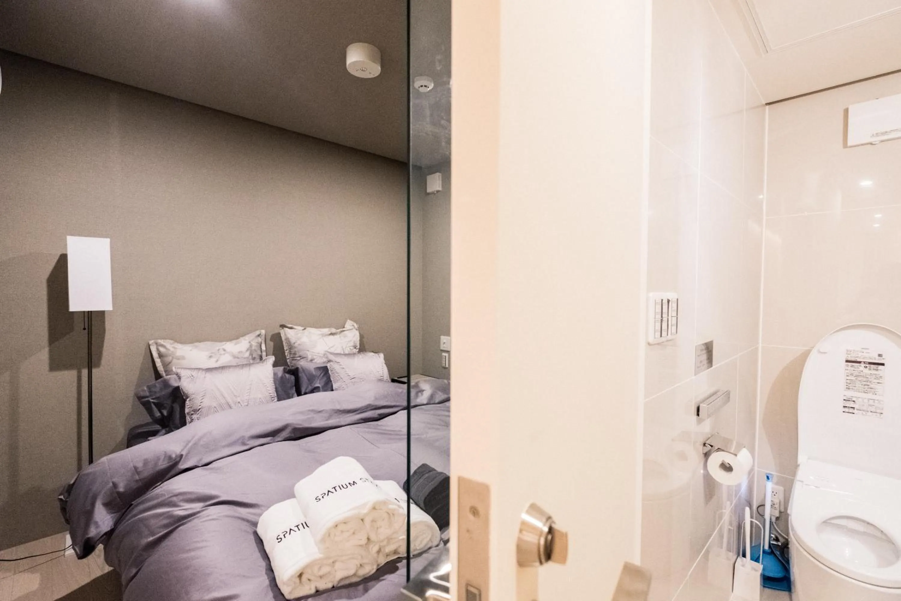 Bedroom, Bed in SPATIUM GINZA