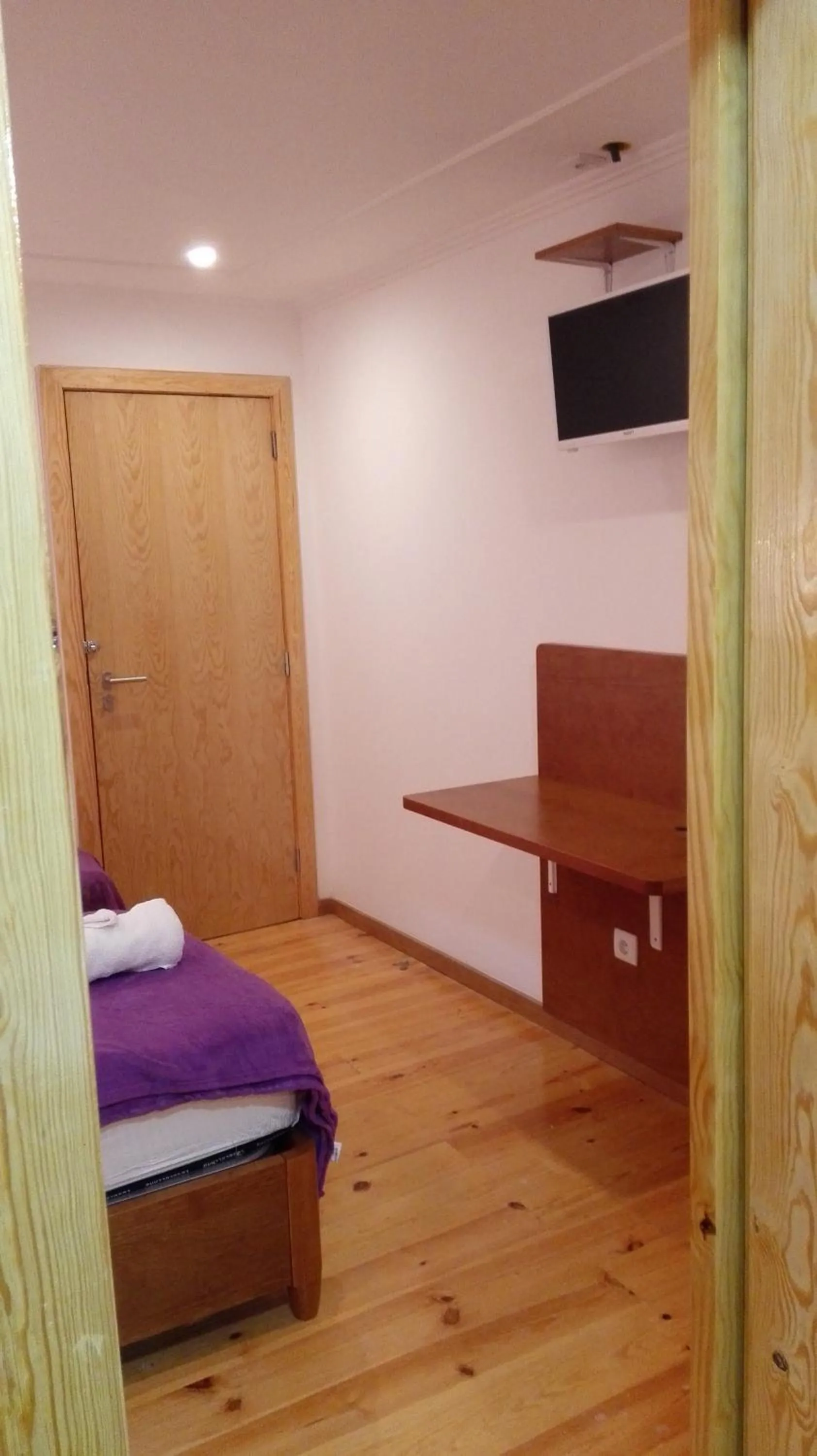 Bedroom, Bed in Residencial Condado