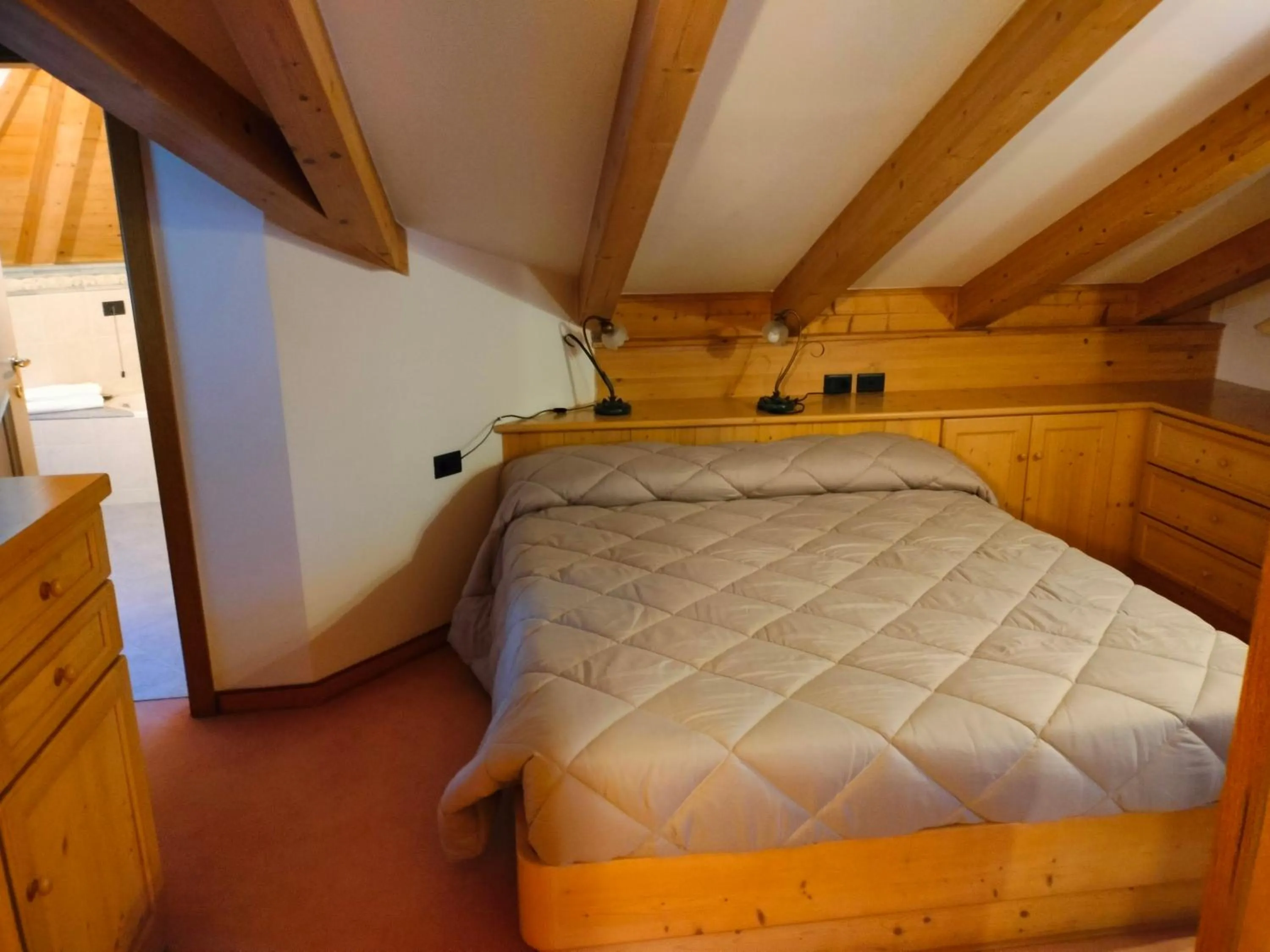 Bed in Hotel Stella Alpina