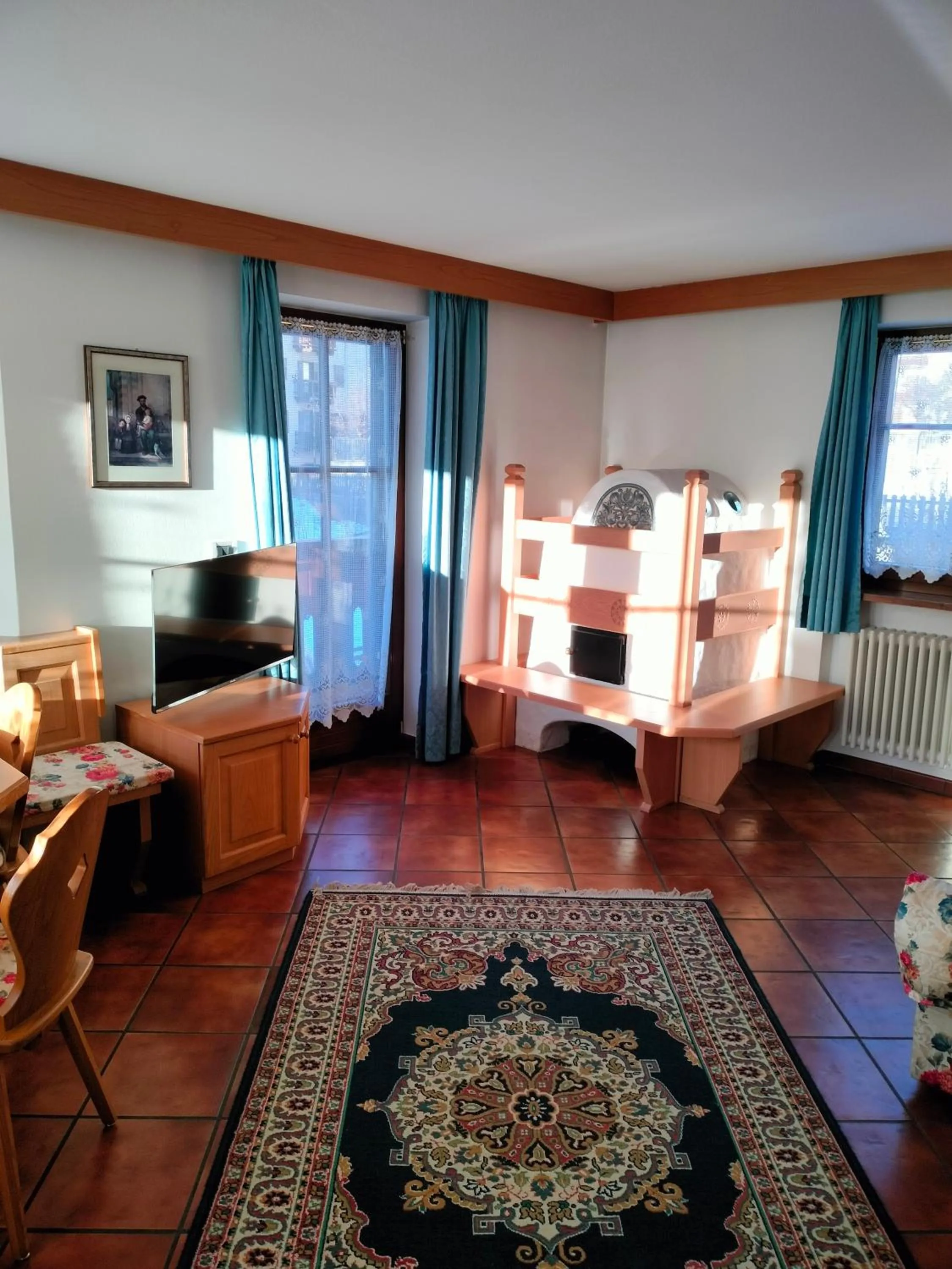 Living room, Bed in Hotel Stella Alpina