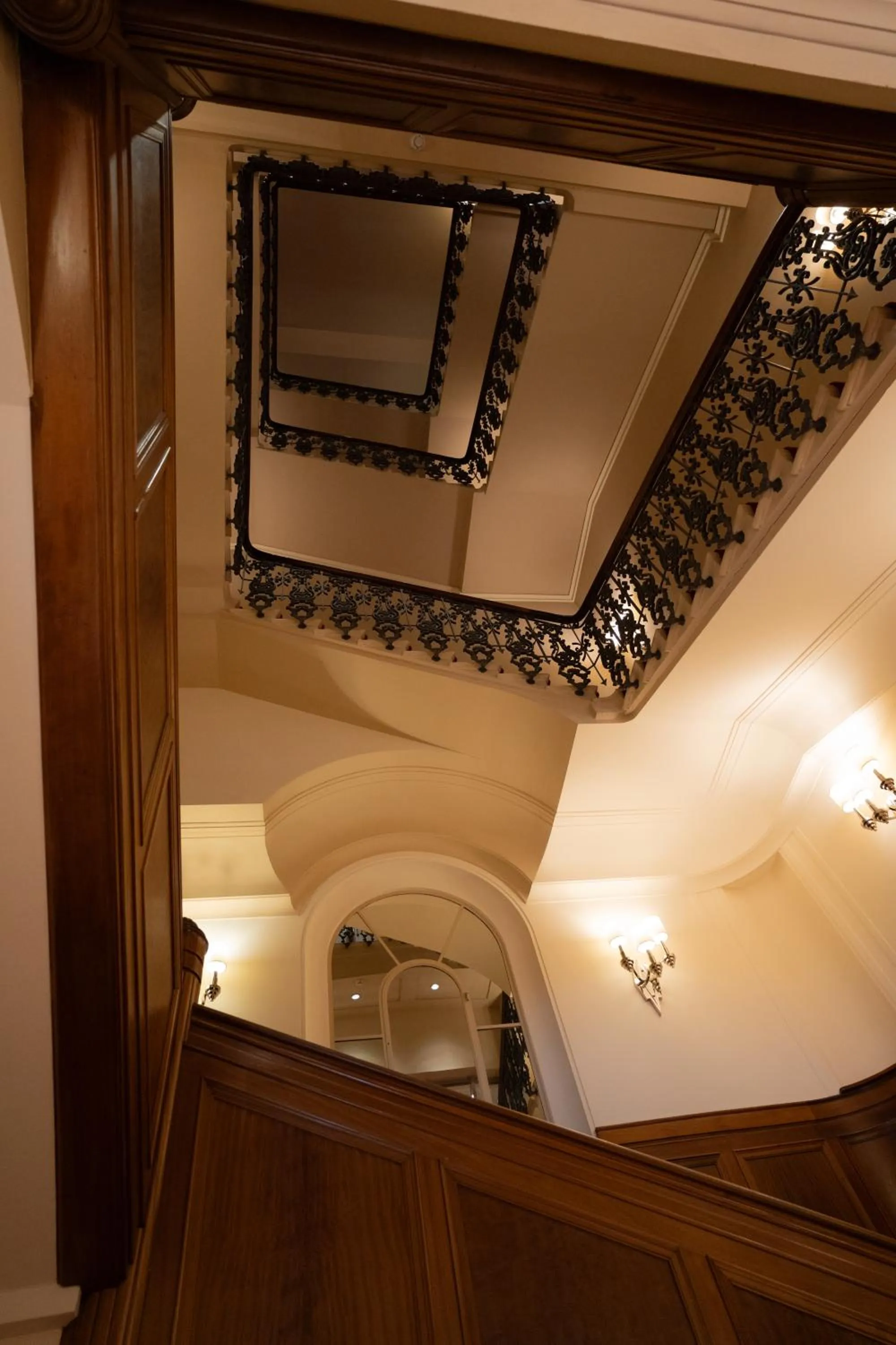 Lobby or reception in Hilton London Paddington