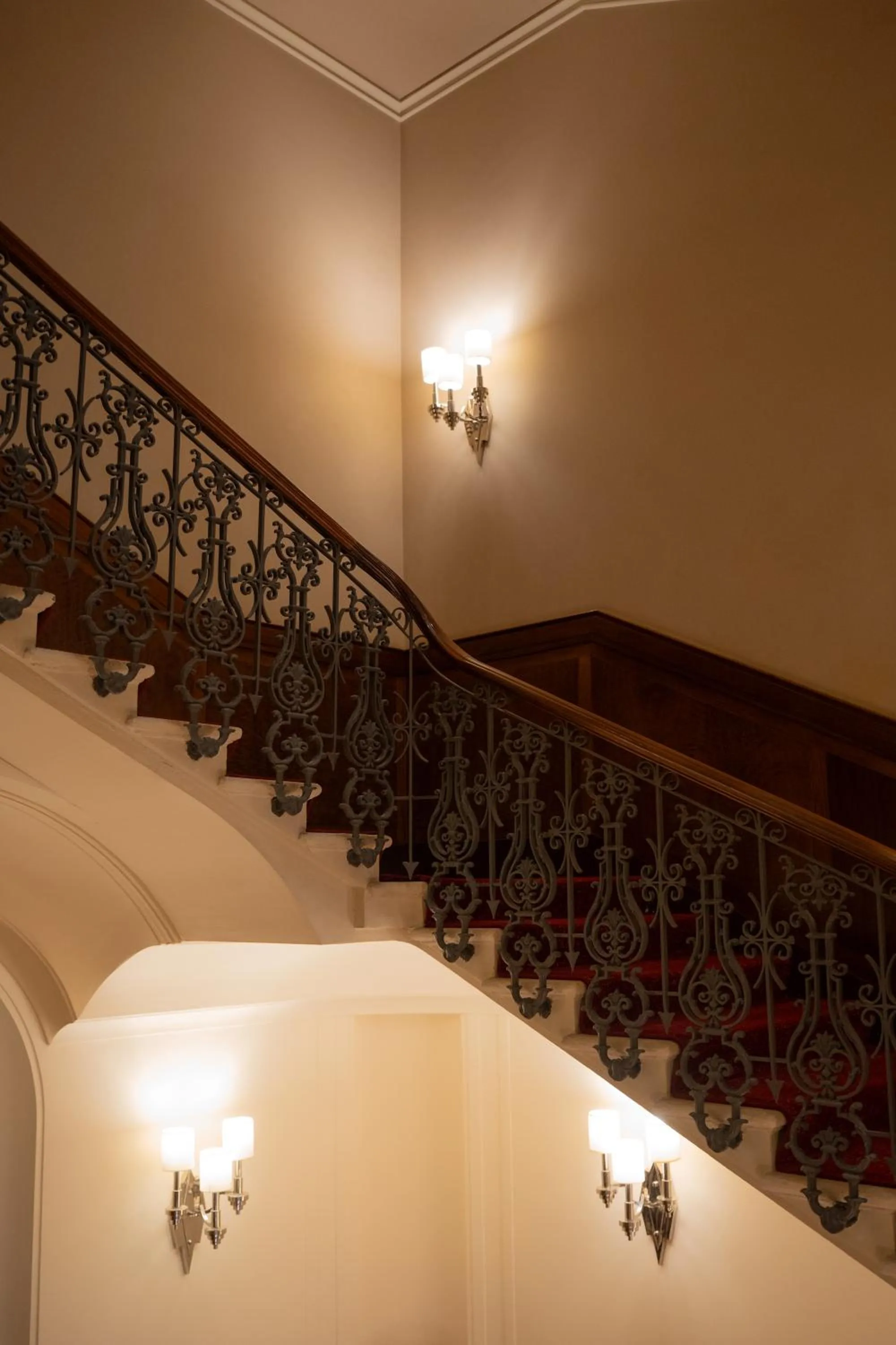 Property building in Hilton London Paddington