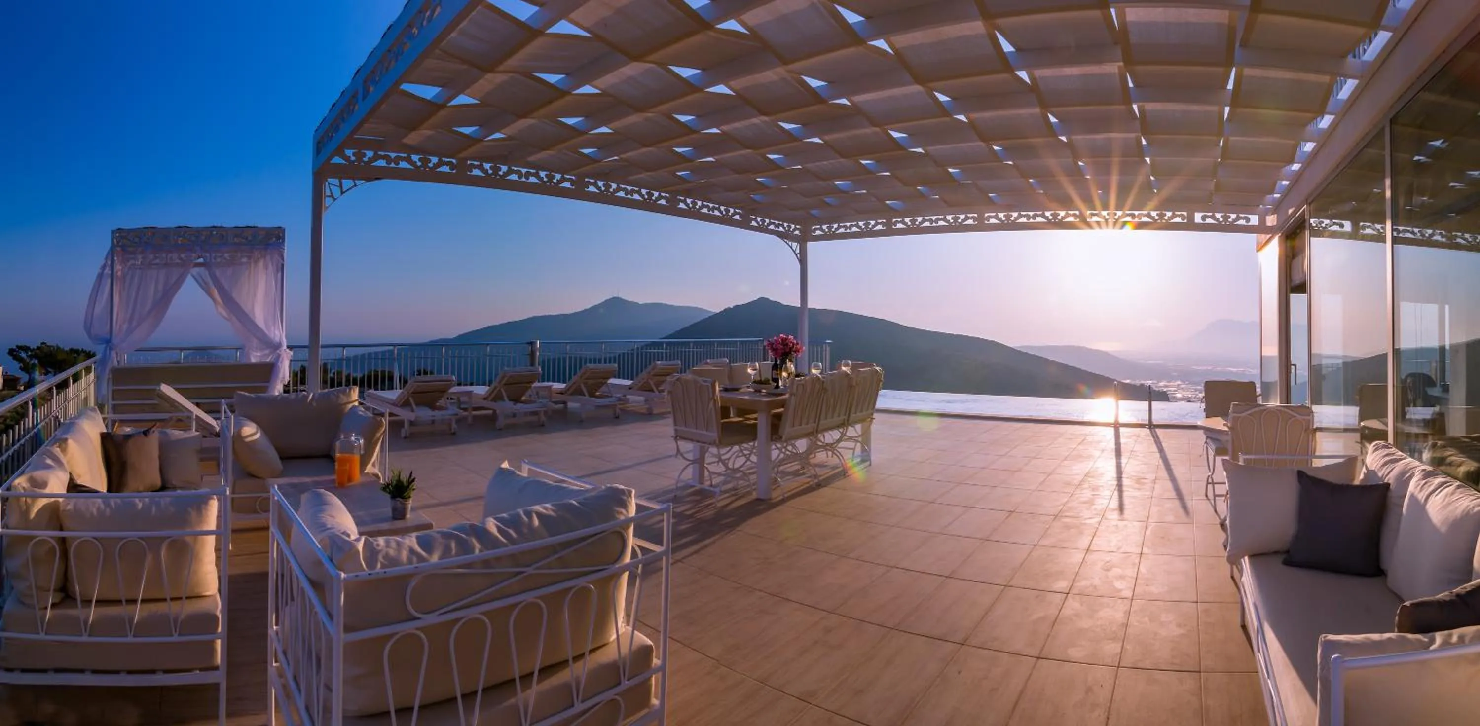BBQ facilities in Infinity Villa Kalkan
