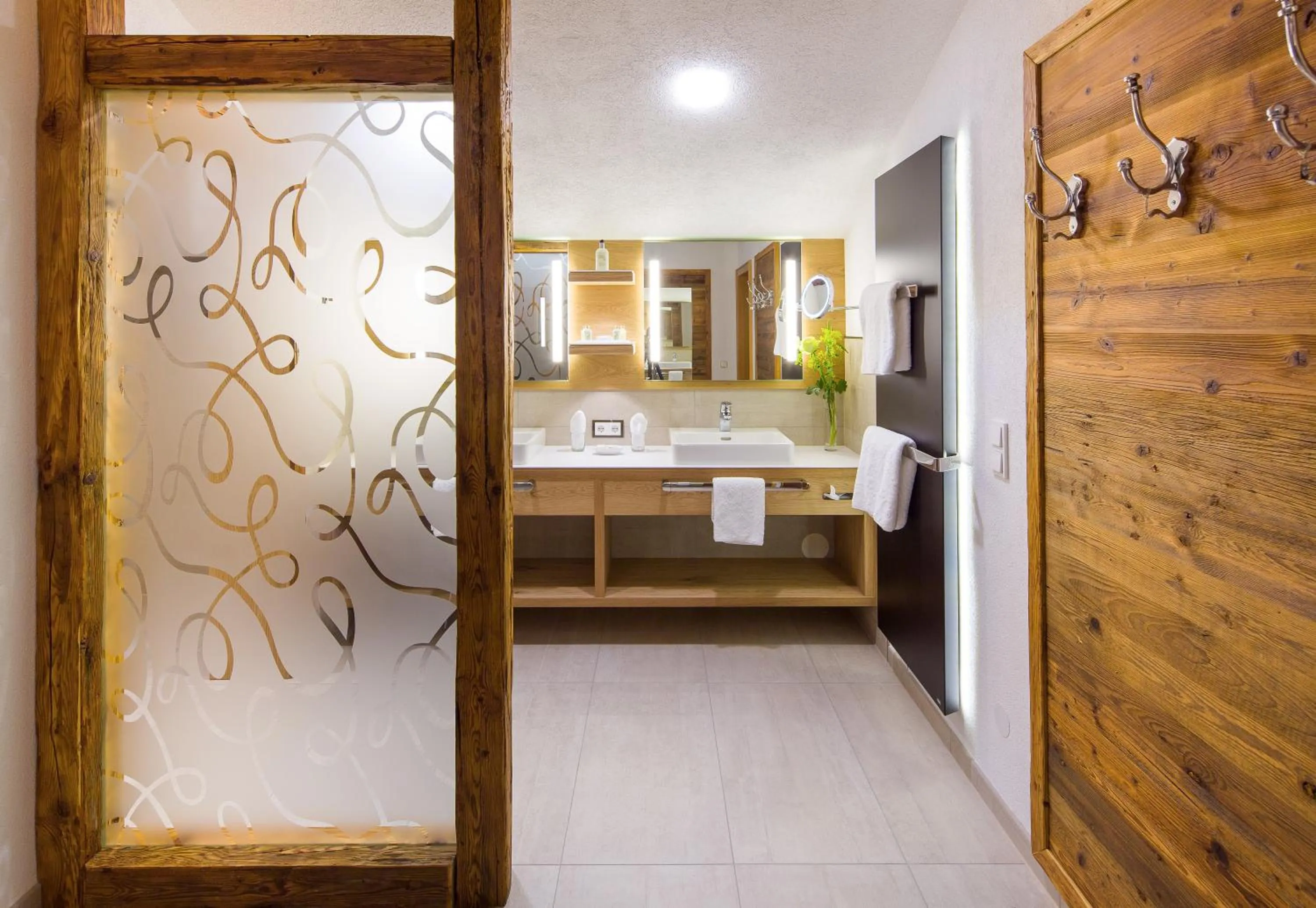 Bathroom in Haller's Geniesserhotel