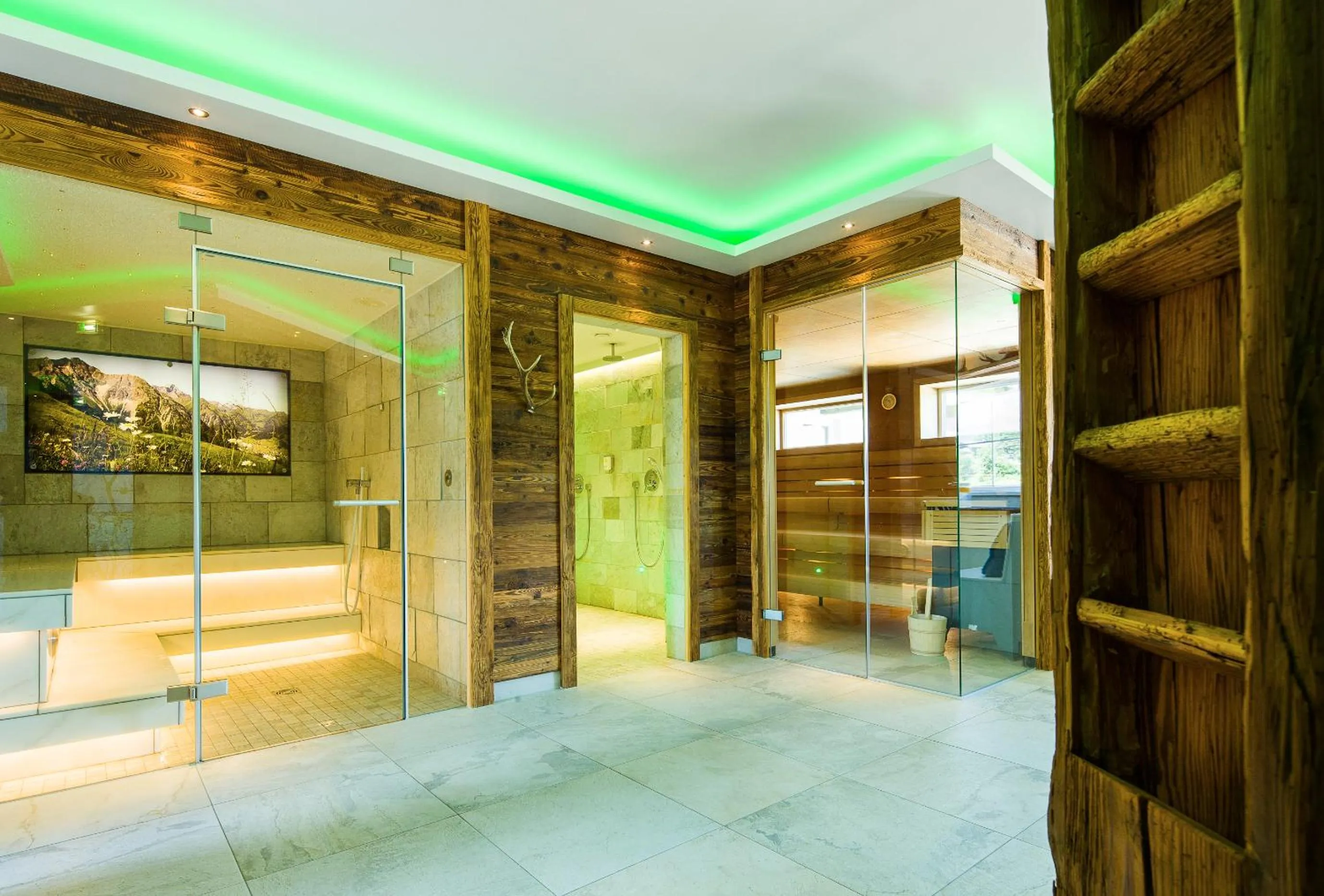 Sauna in Haller's Geniesserhotel