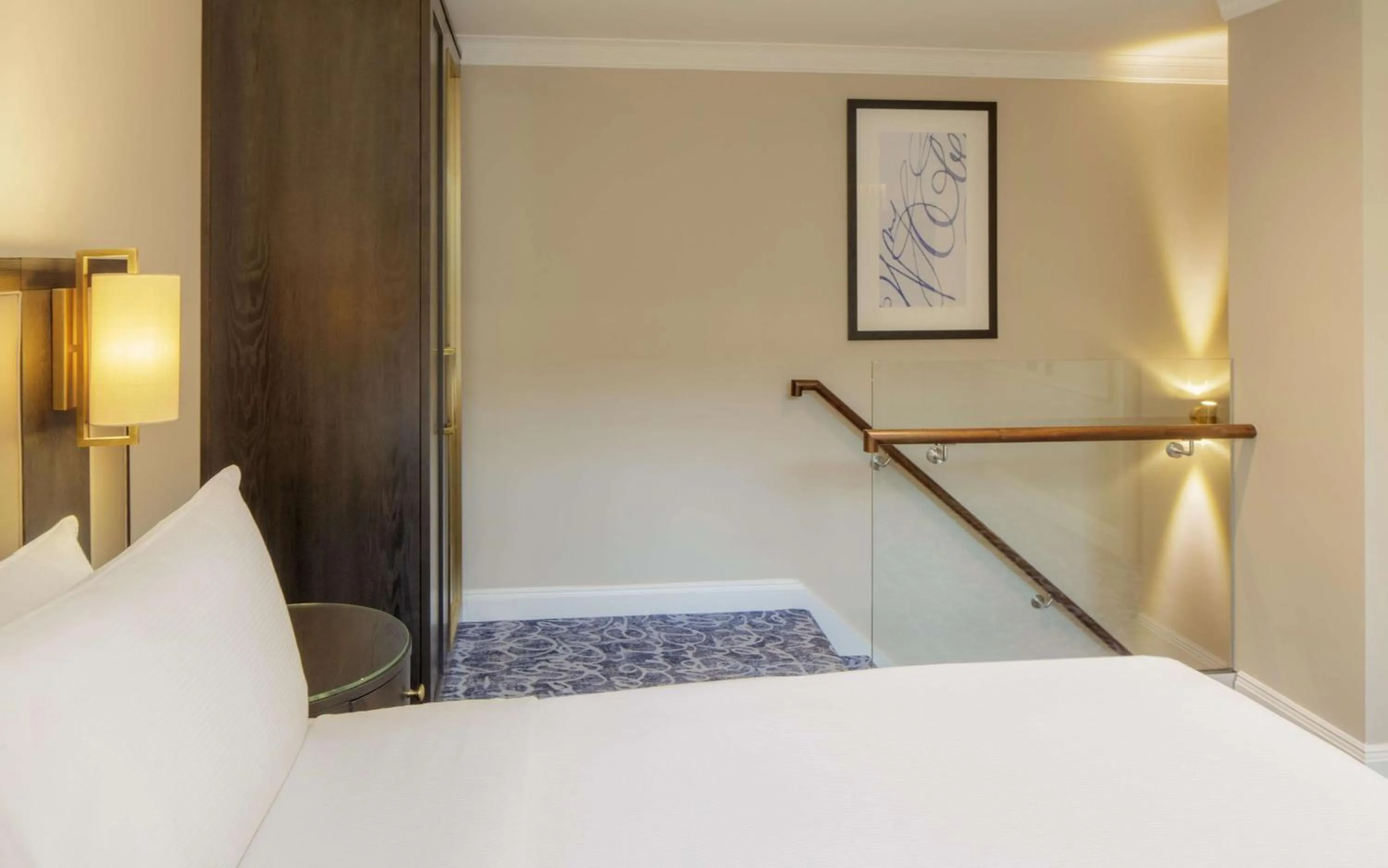 Bed in Hilton London Euston