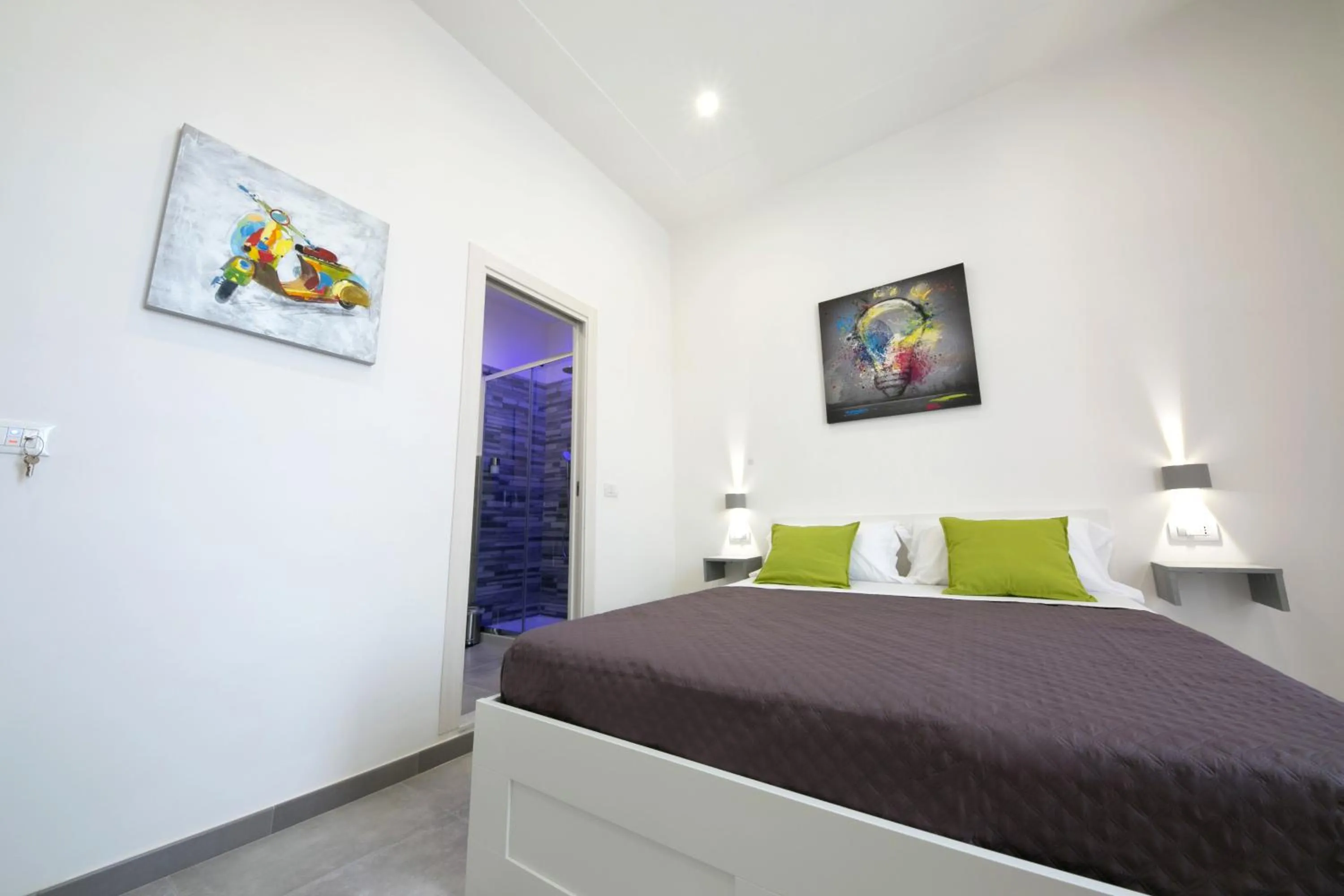 Bed in President Suites