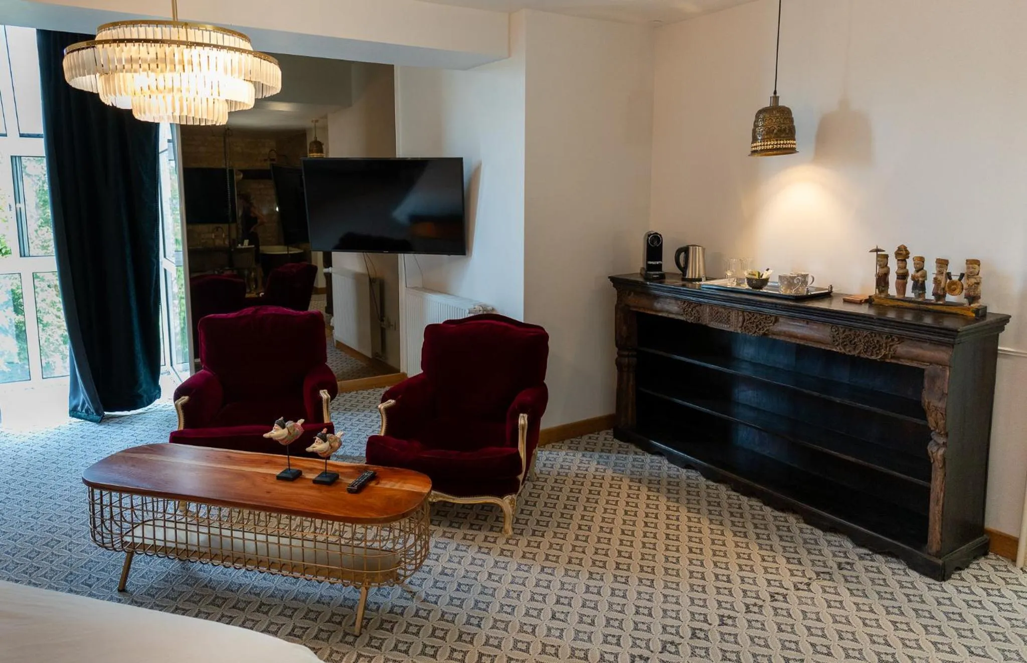 Seating area in L'abbaye Saint Michel