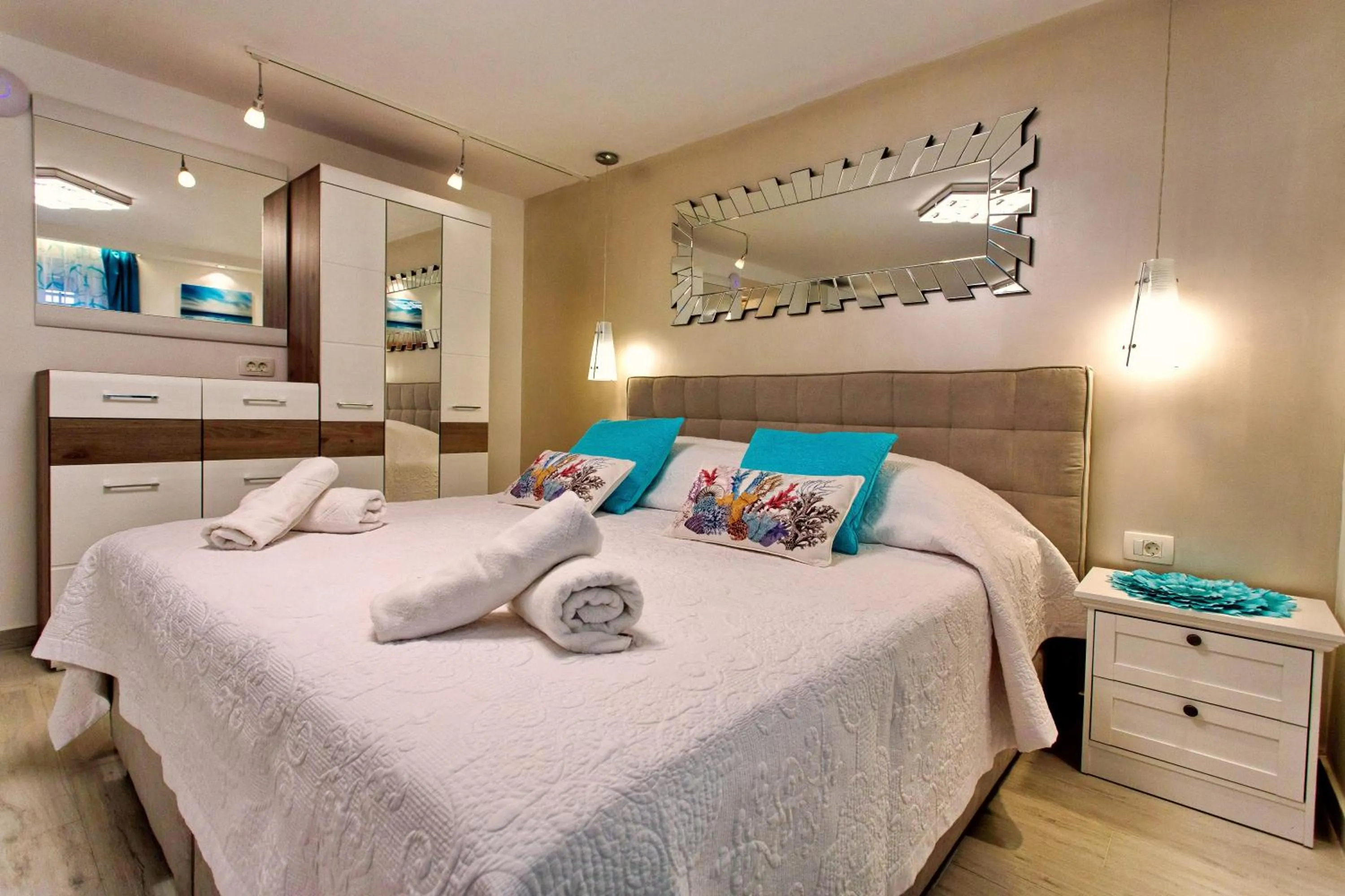 Bedroom, Bed in House Sandra