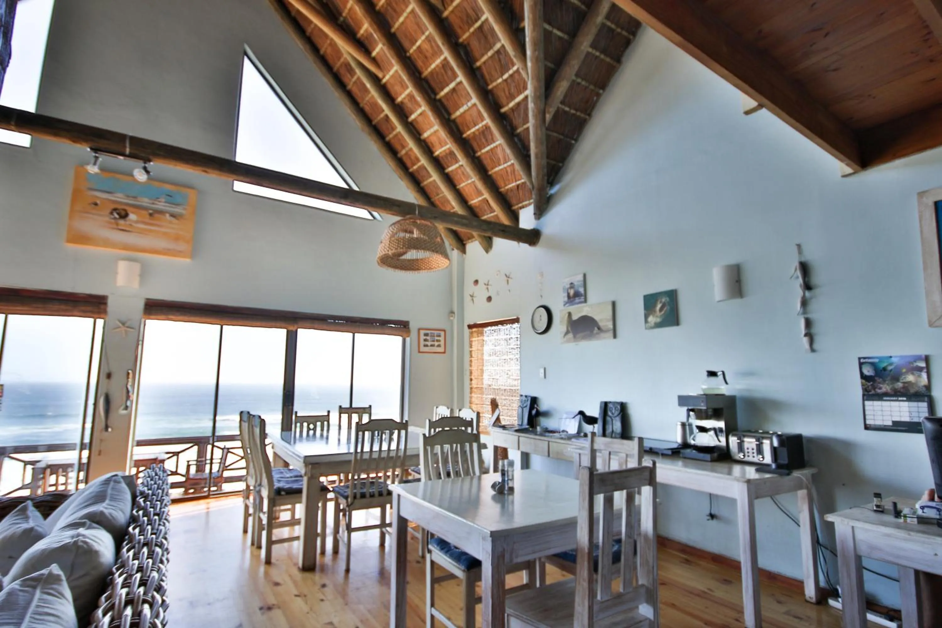 Oyster Bay Beach Lodge