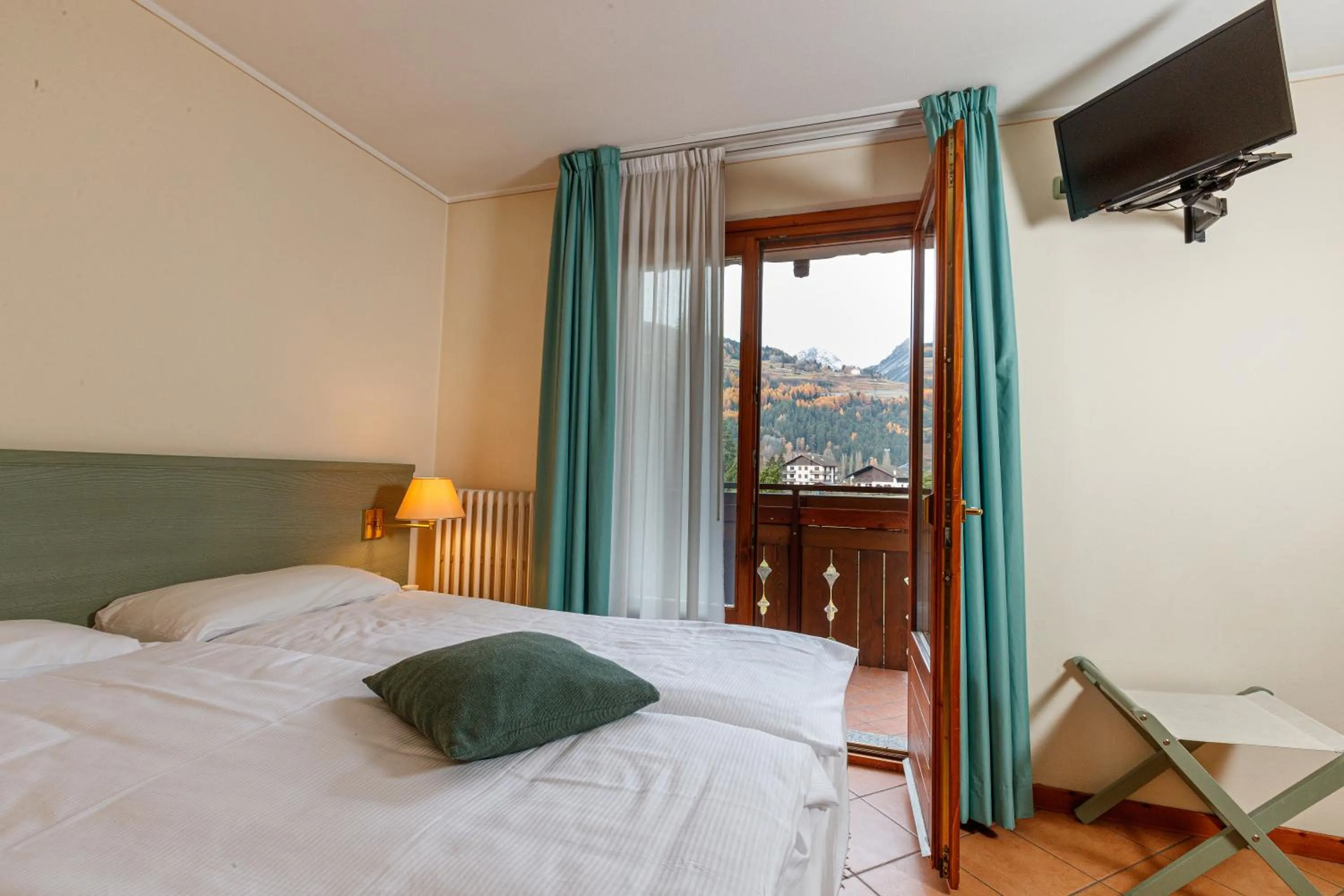 Photo of the whole room, Bed in Hotel Villa Rina