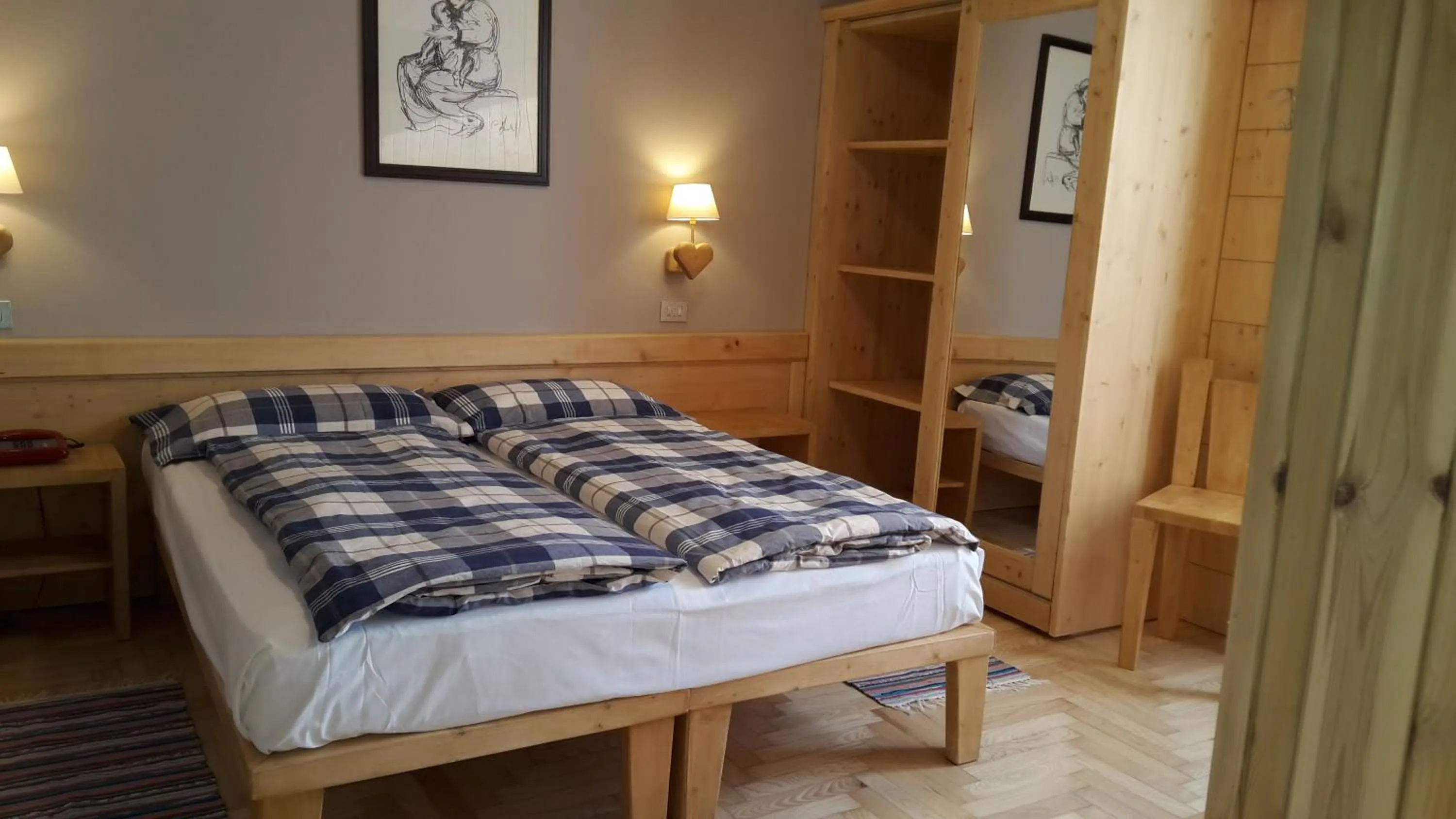 Photo of the whole room, Bed in Hotel Vallecetta