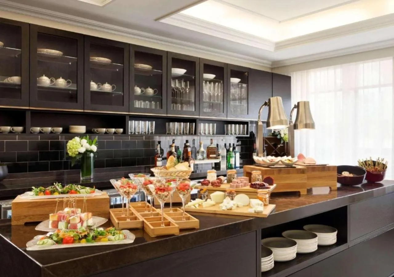 Coffee/tea facilities in Fairmont Washington DC Gold Experience