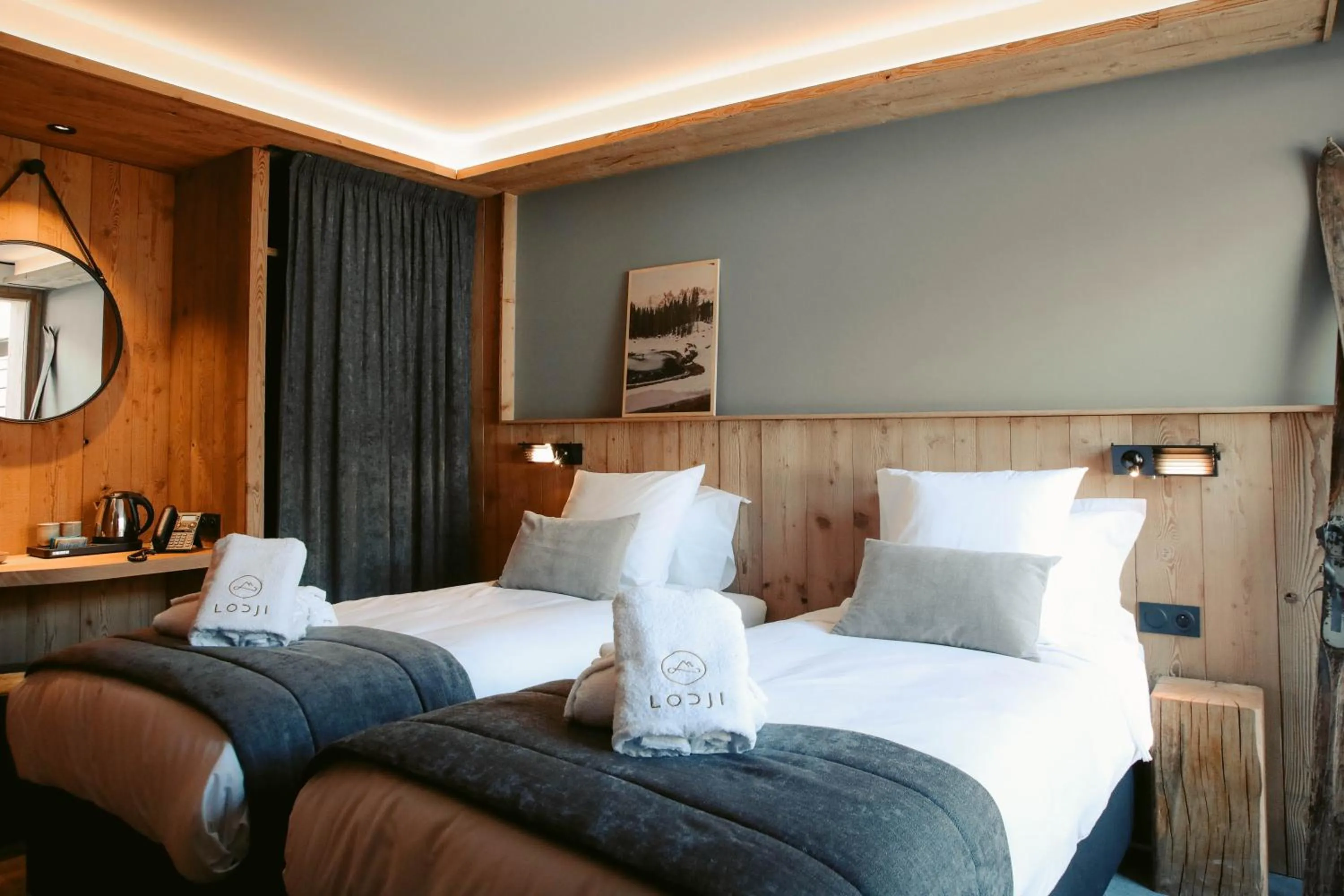 Bed in Lodji Hotel & spa