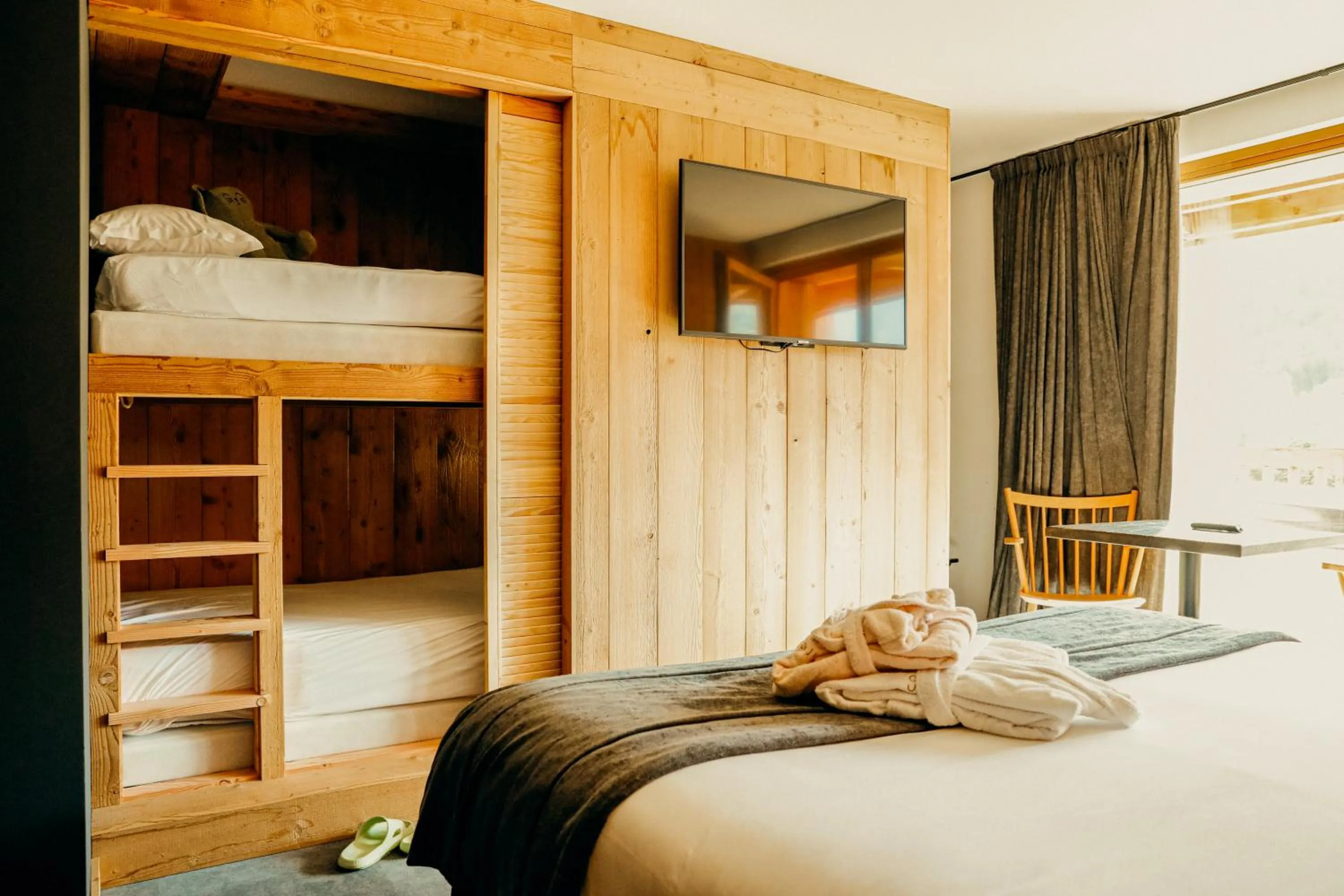 Bed in Lodji Hotel & spa