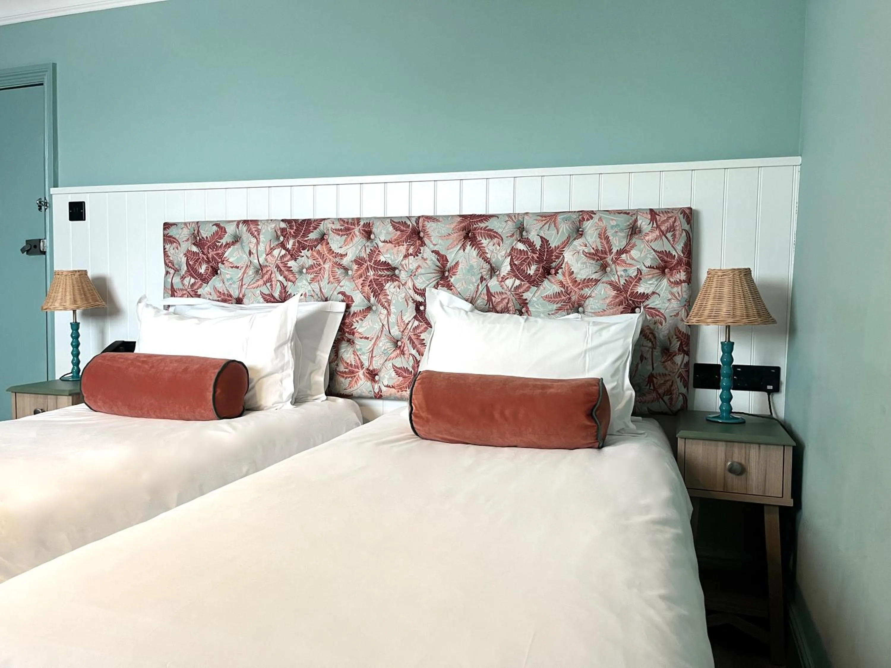 Bed in Hotel Collingwood BW Signature Collection