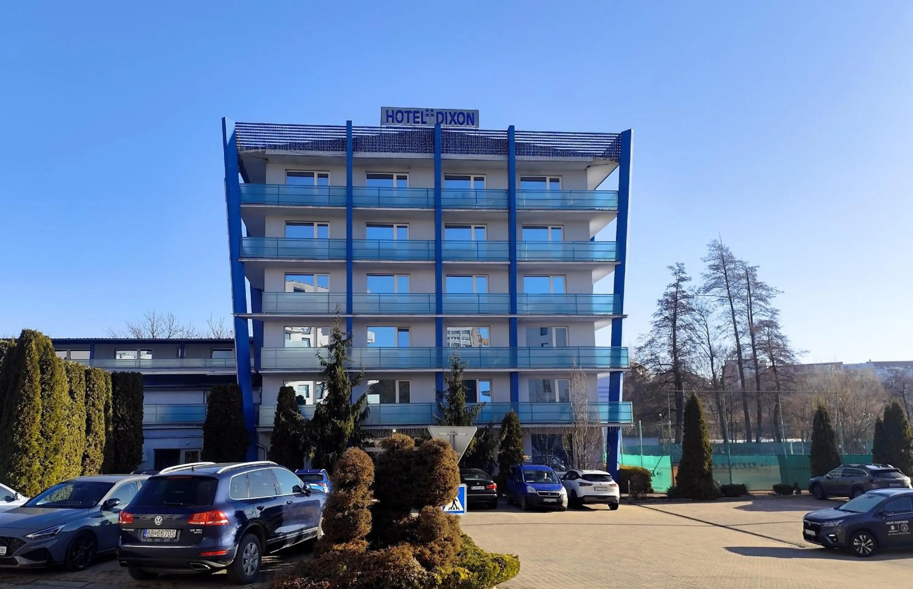 Property building in Dixon Resort & Wellness