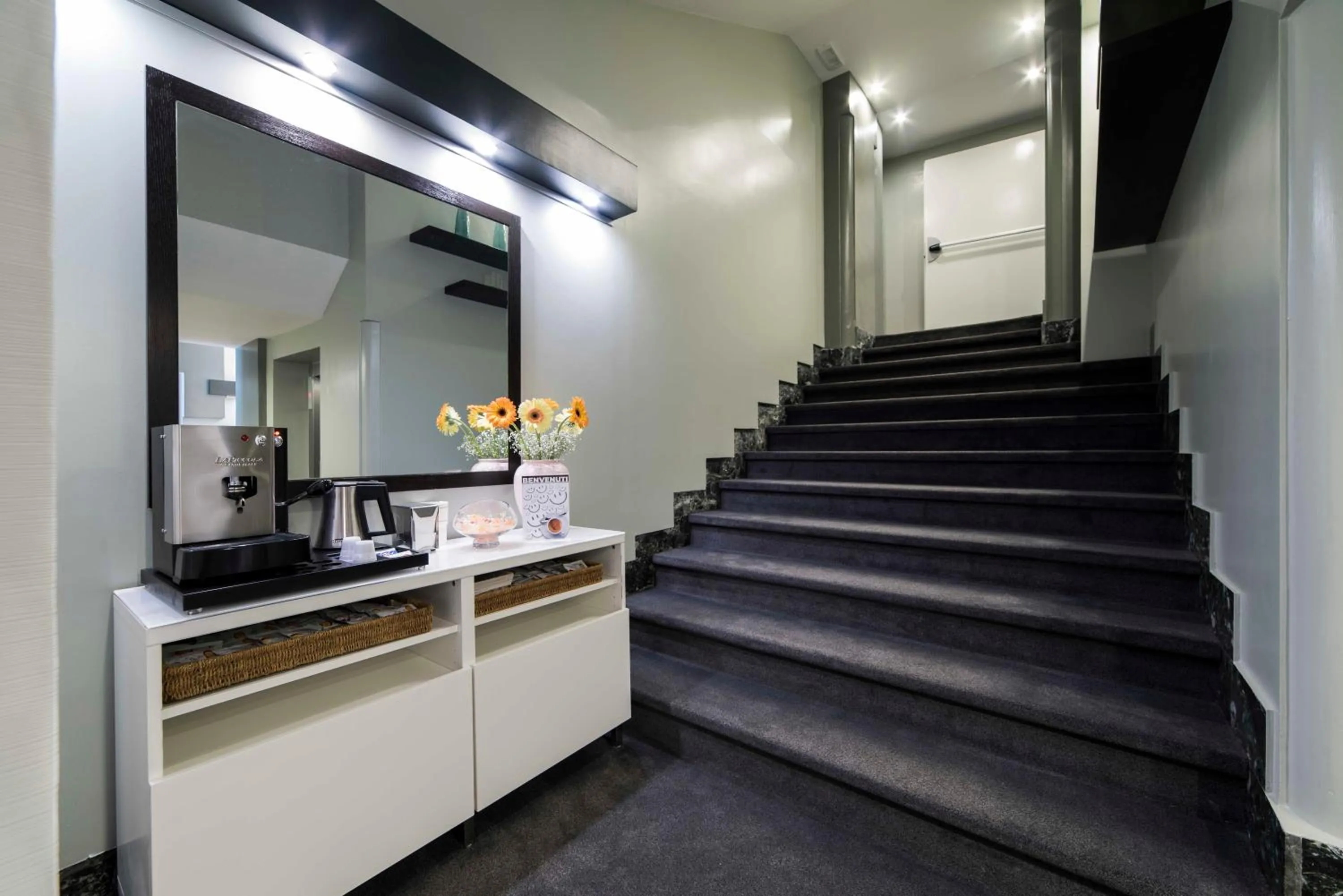 Lounge or bar in Hotel Montestella