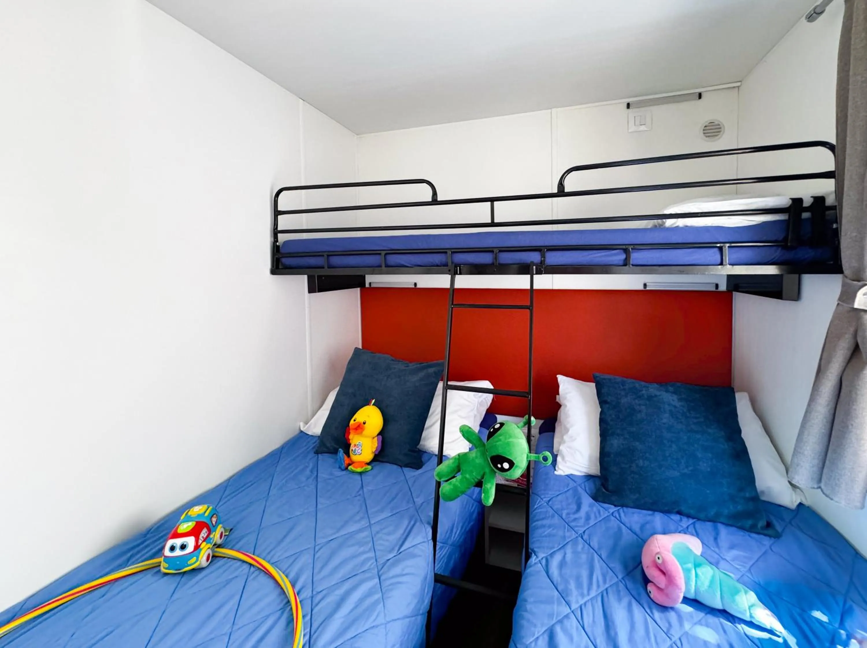 Bed in Sereno Camping Holiday