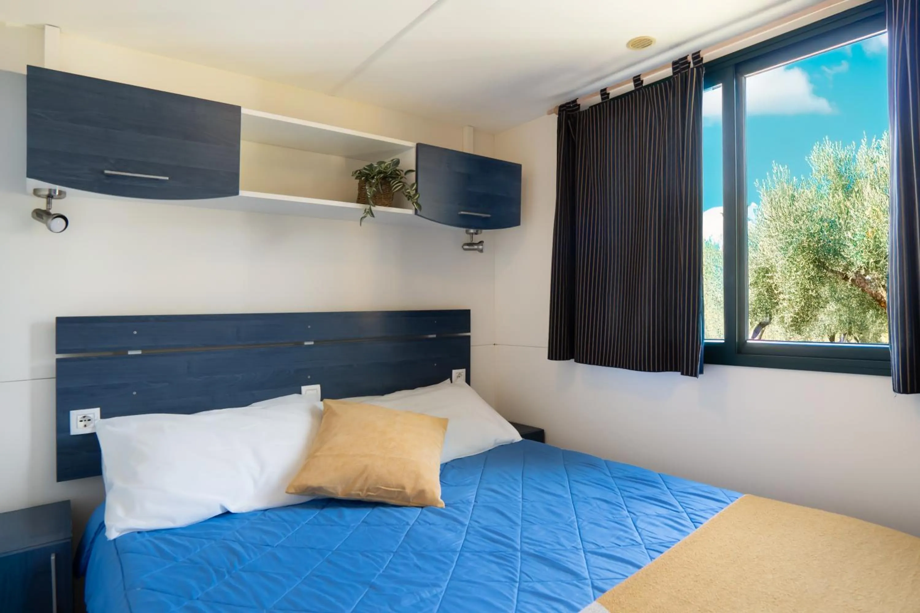 Bed in Sereno Camping Holiday