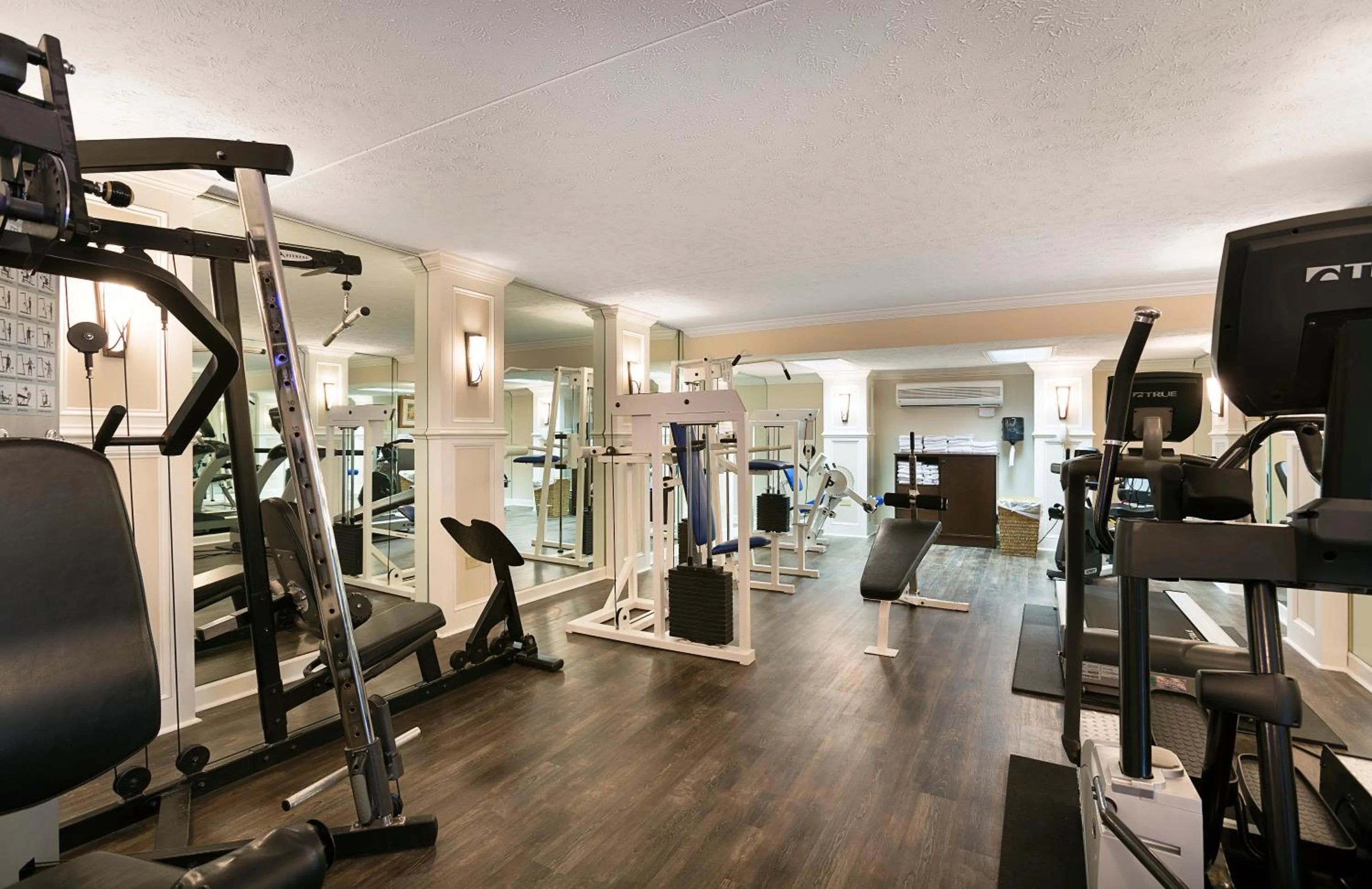 Fitness centre/facilities in Sea Crest Oceanfront Resort