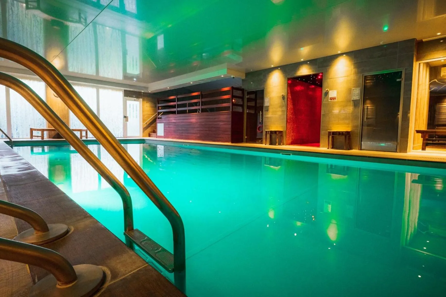 Swimming pool in Ilsington Country House Hotel & Spa
