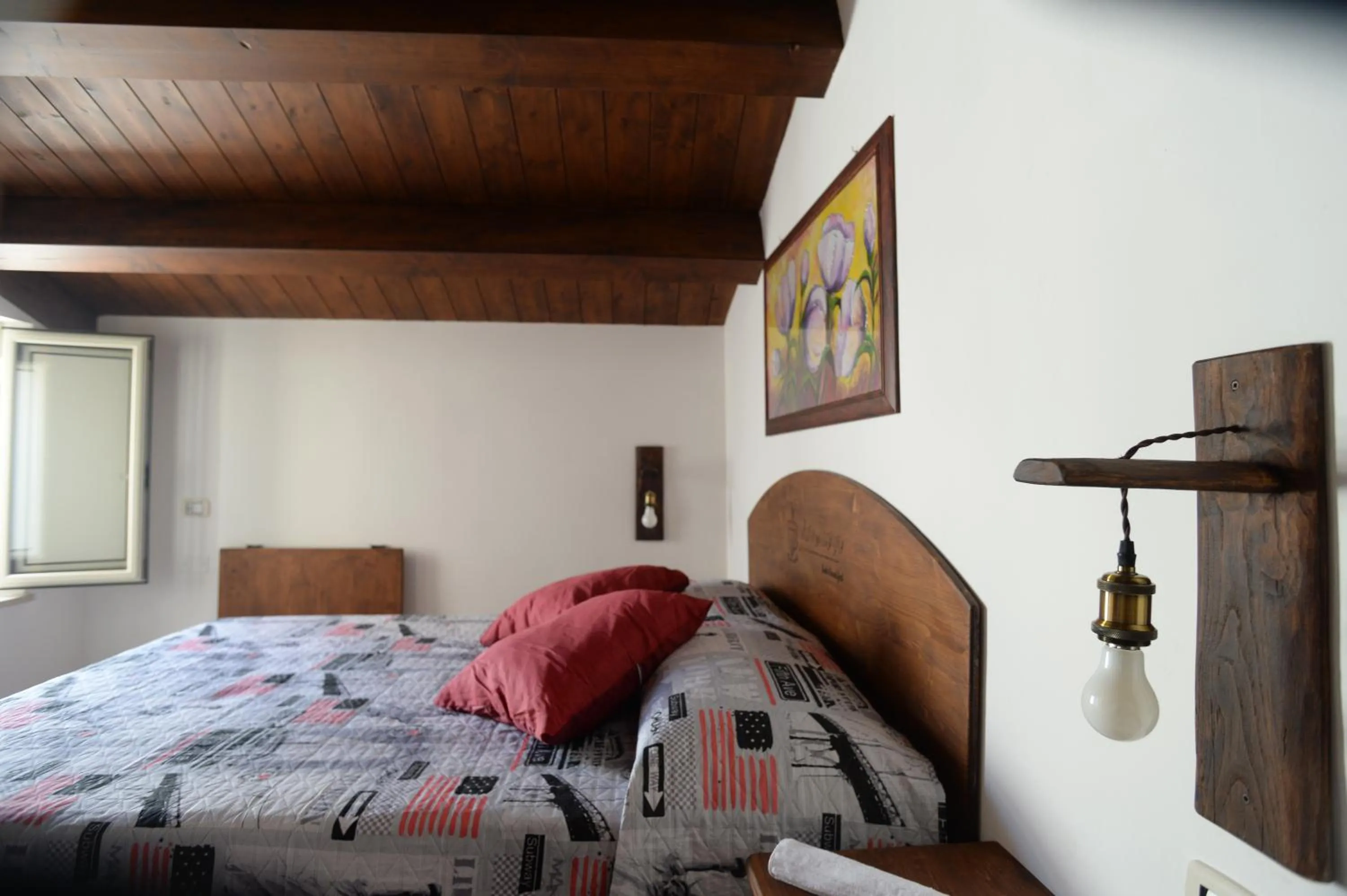 Photo of the whole room in Vin e Turn