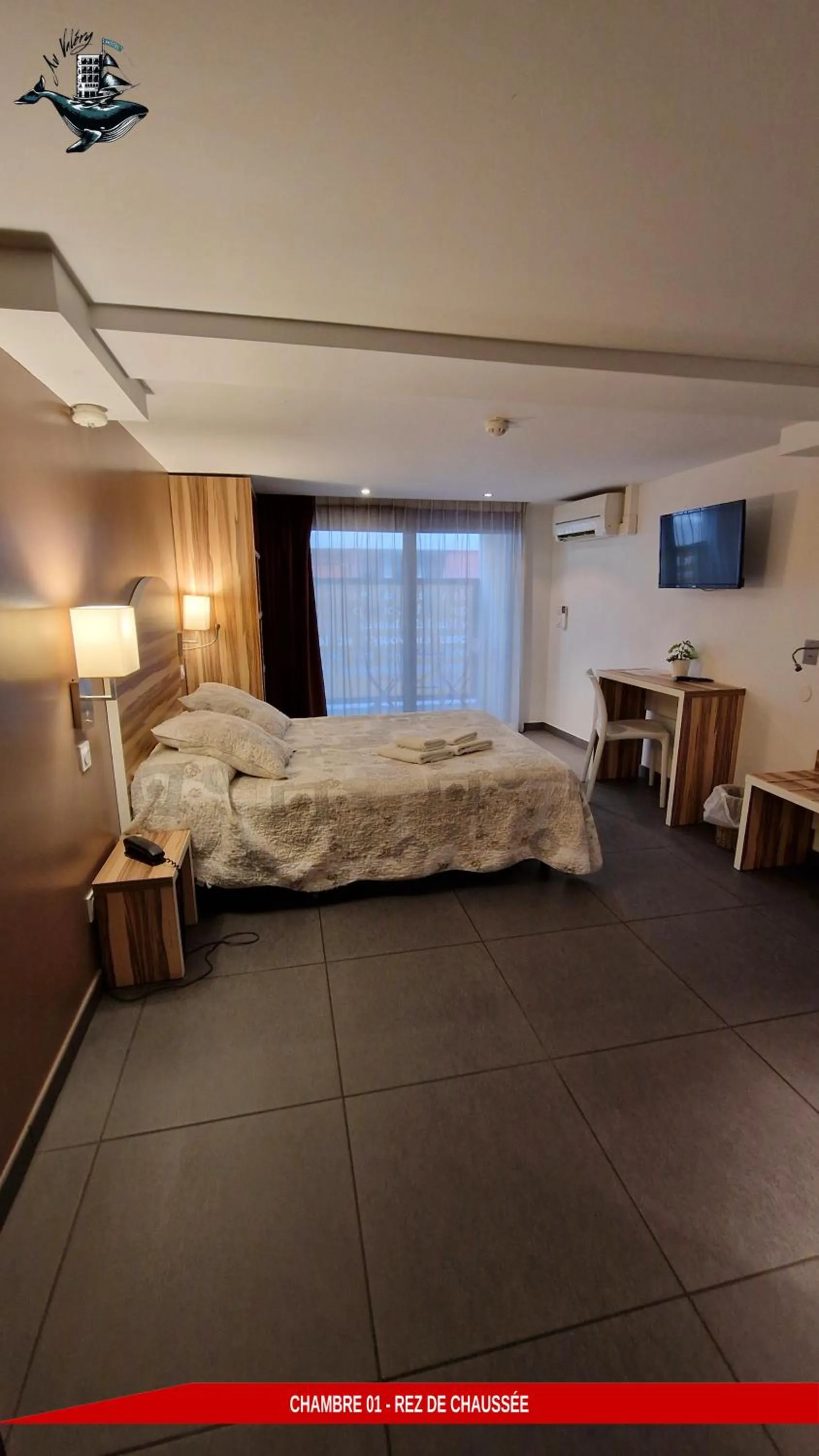 Photo of the whole room, Bed in Hôtel Au Valéry