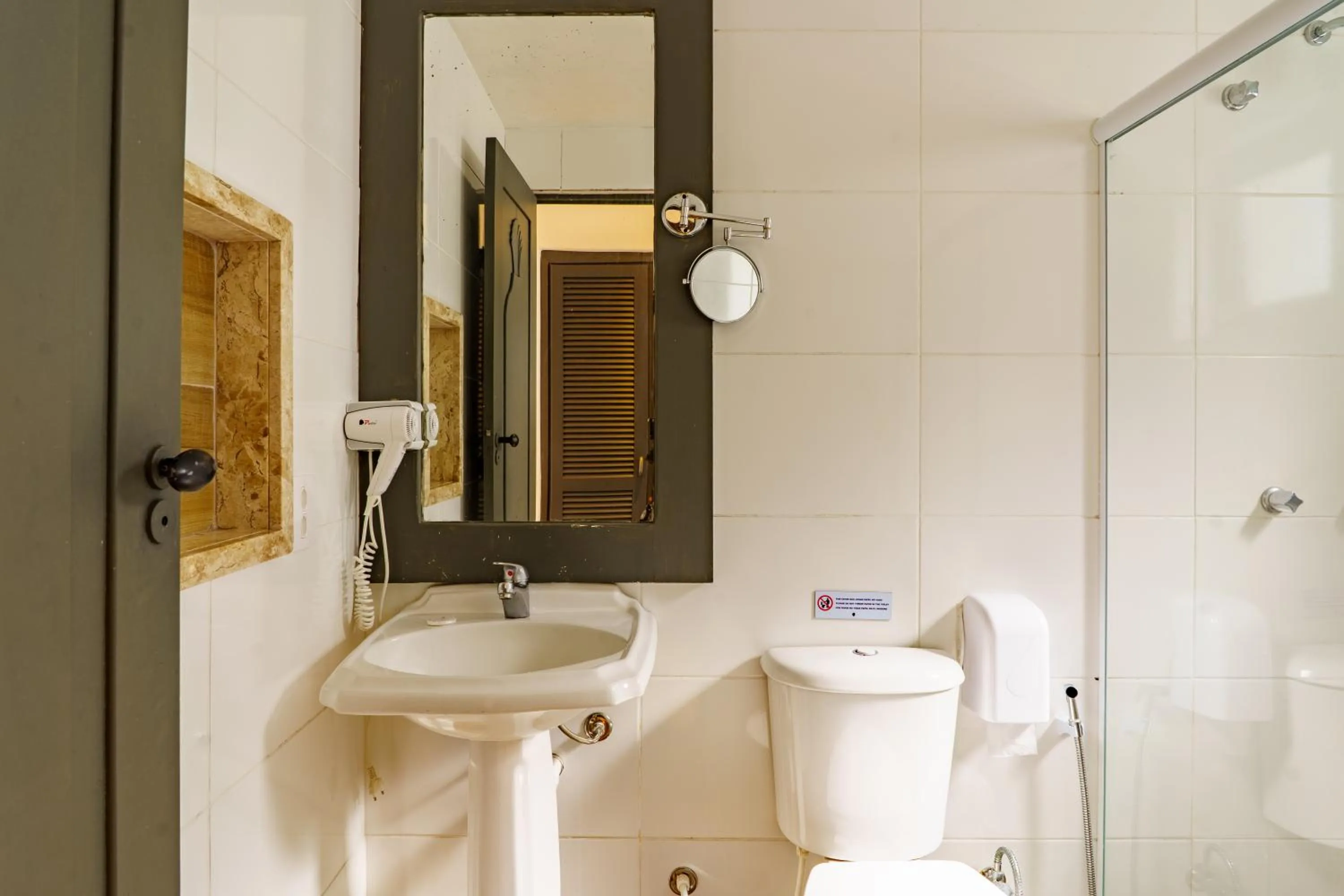 Shower in Greco Hotel