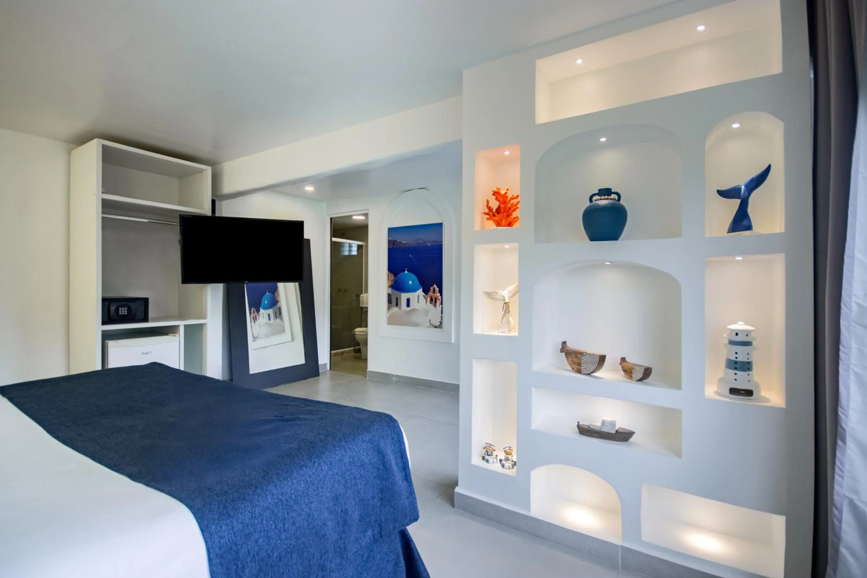 Bedroom, Bed in Greco Hotel