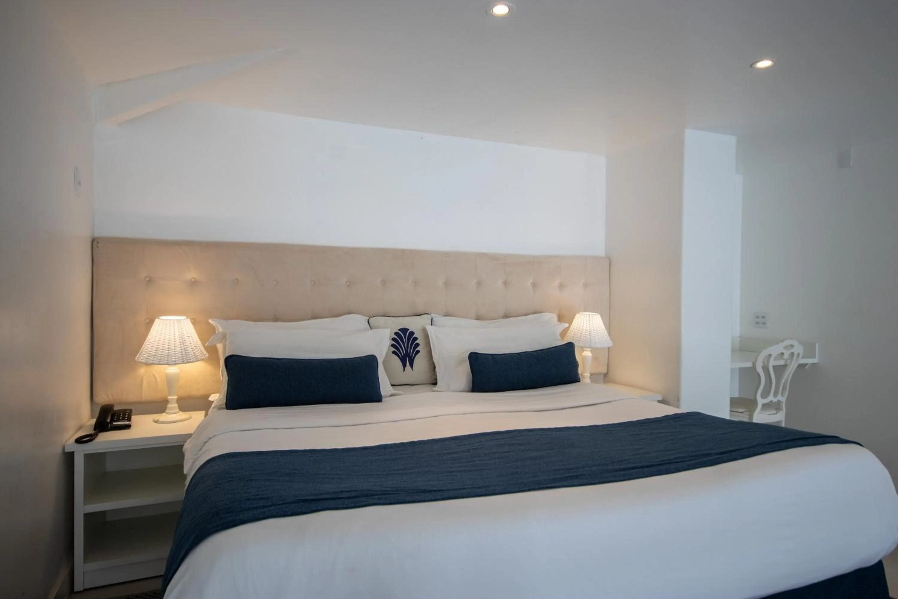 Bedroom, Bed in Greco Hotel