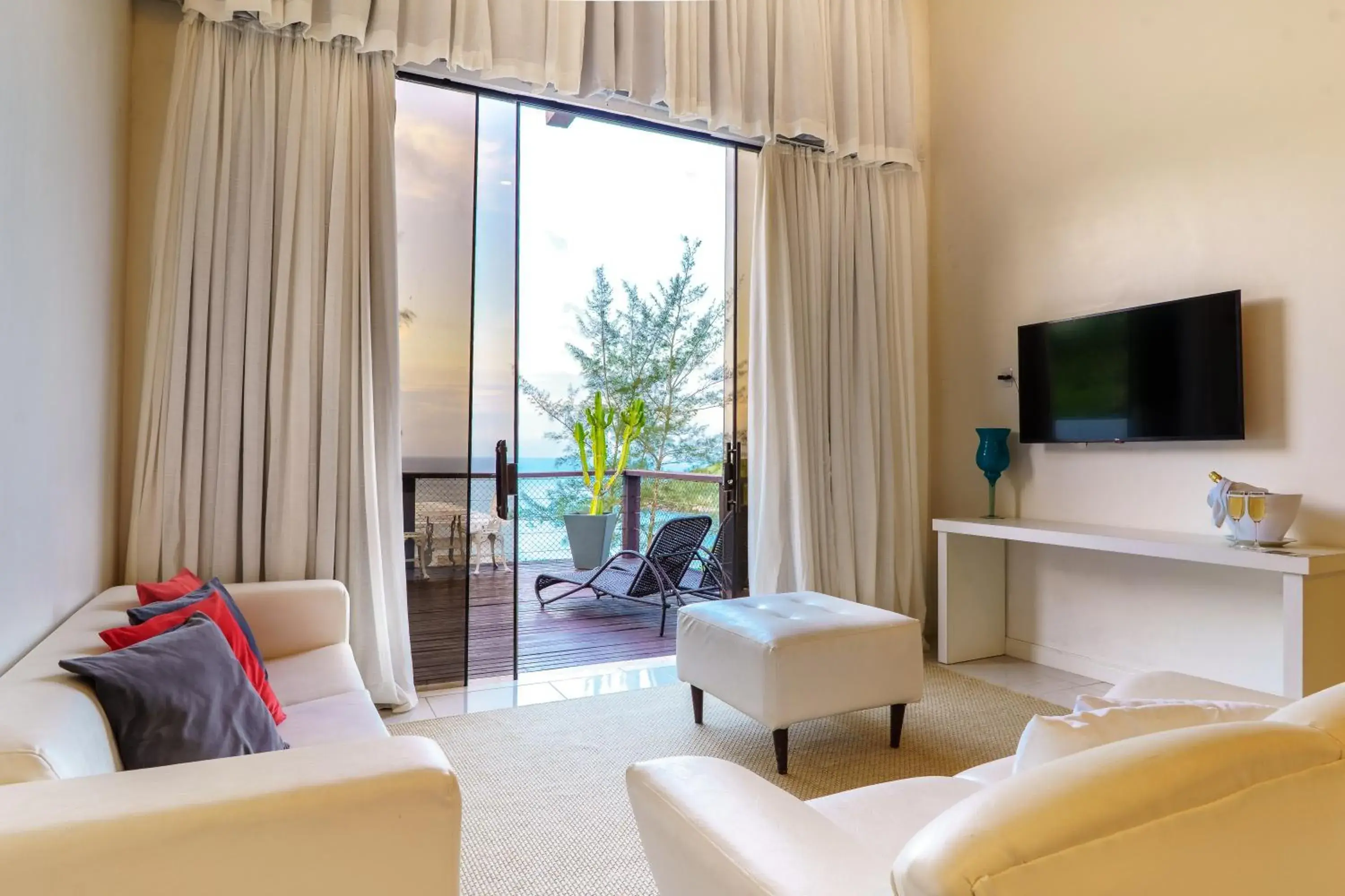 Loft Suite with Soaking Tub in Greco Hotel Loft Suite with Soaking Tub in Greco Hotel