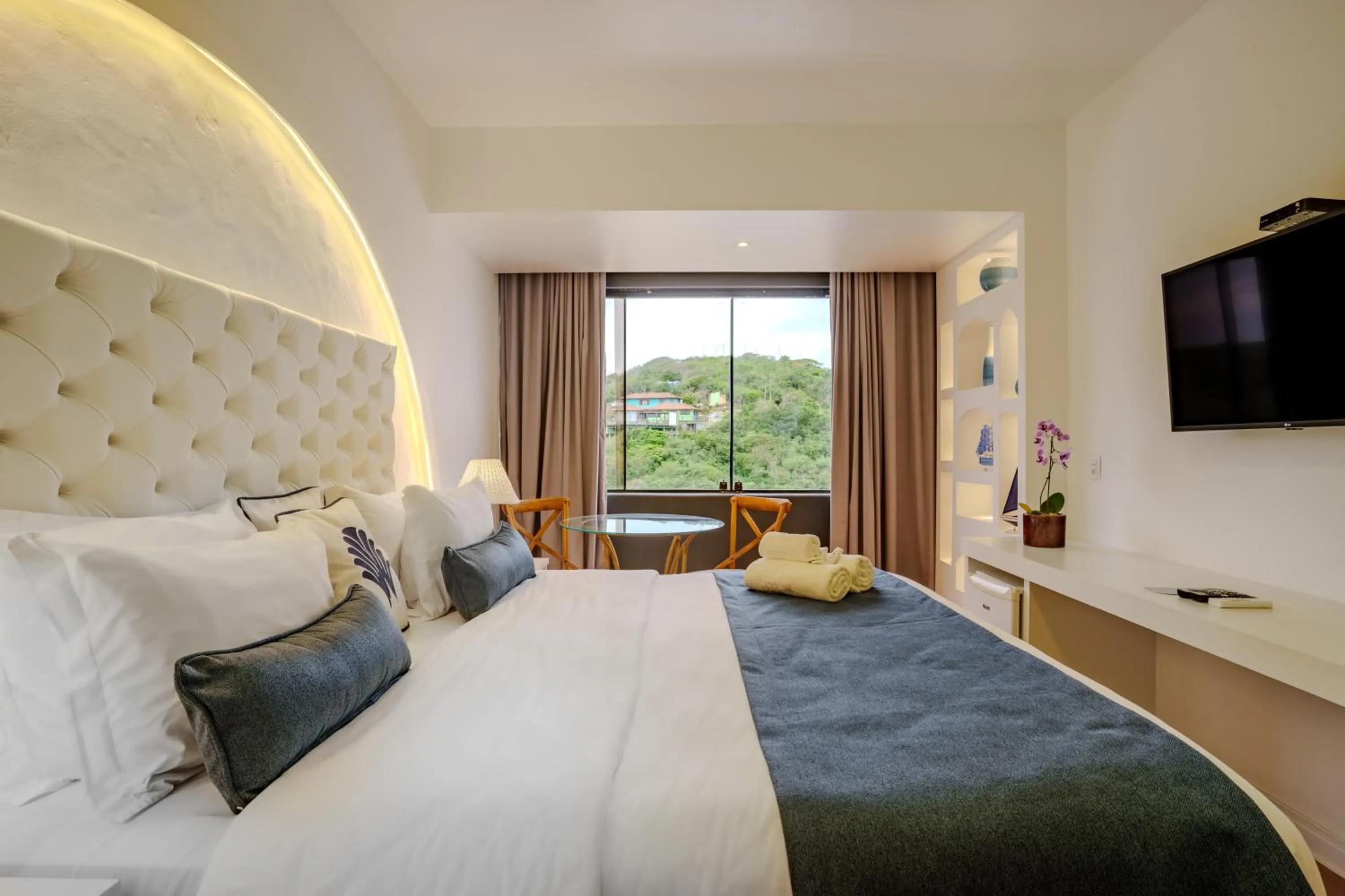 Photo of the whole room, Bed in Greco Hotel