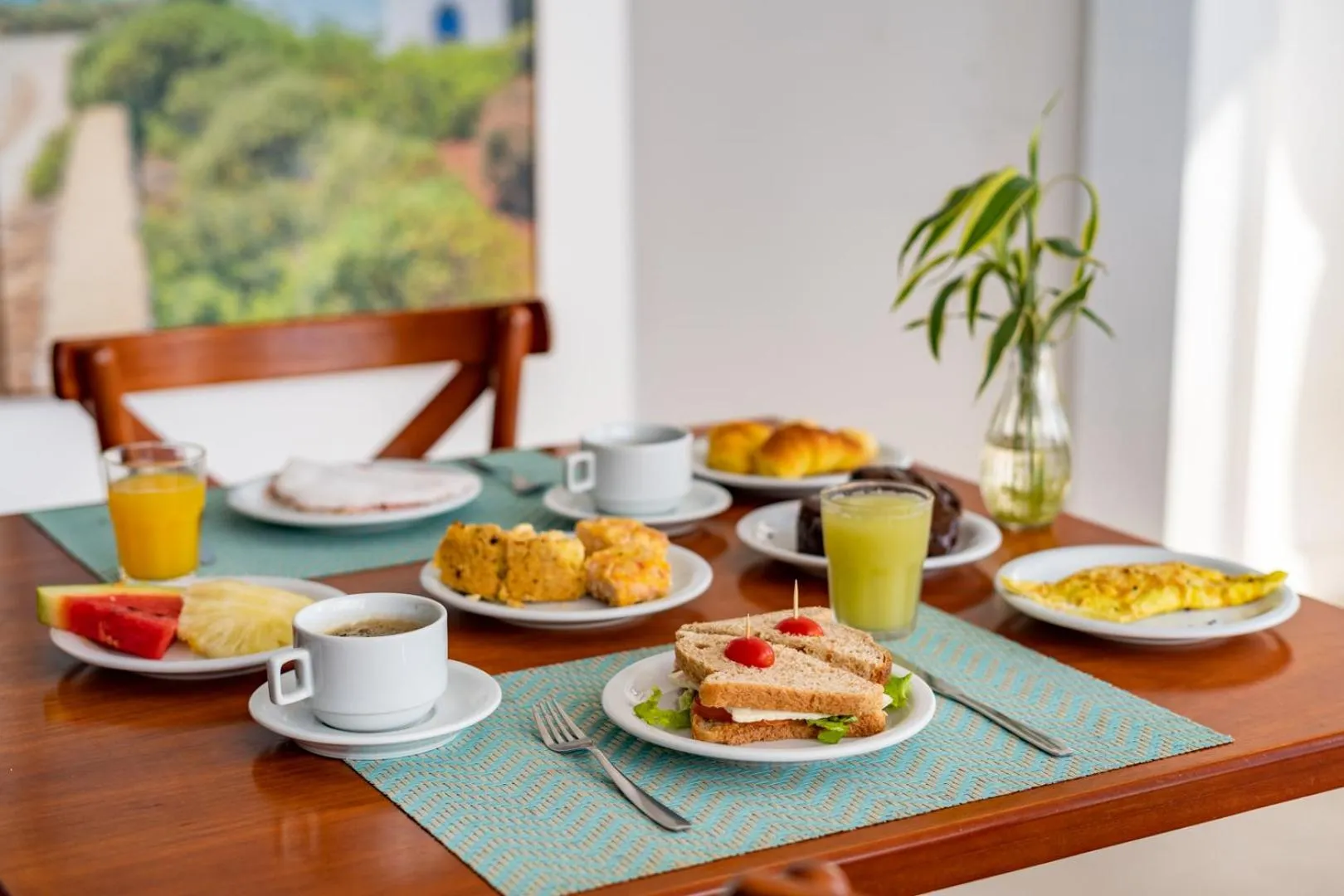 Restaurant/places to eat in Greco Hotel