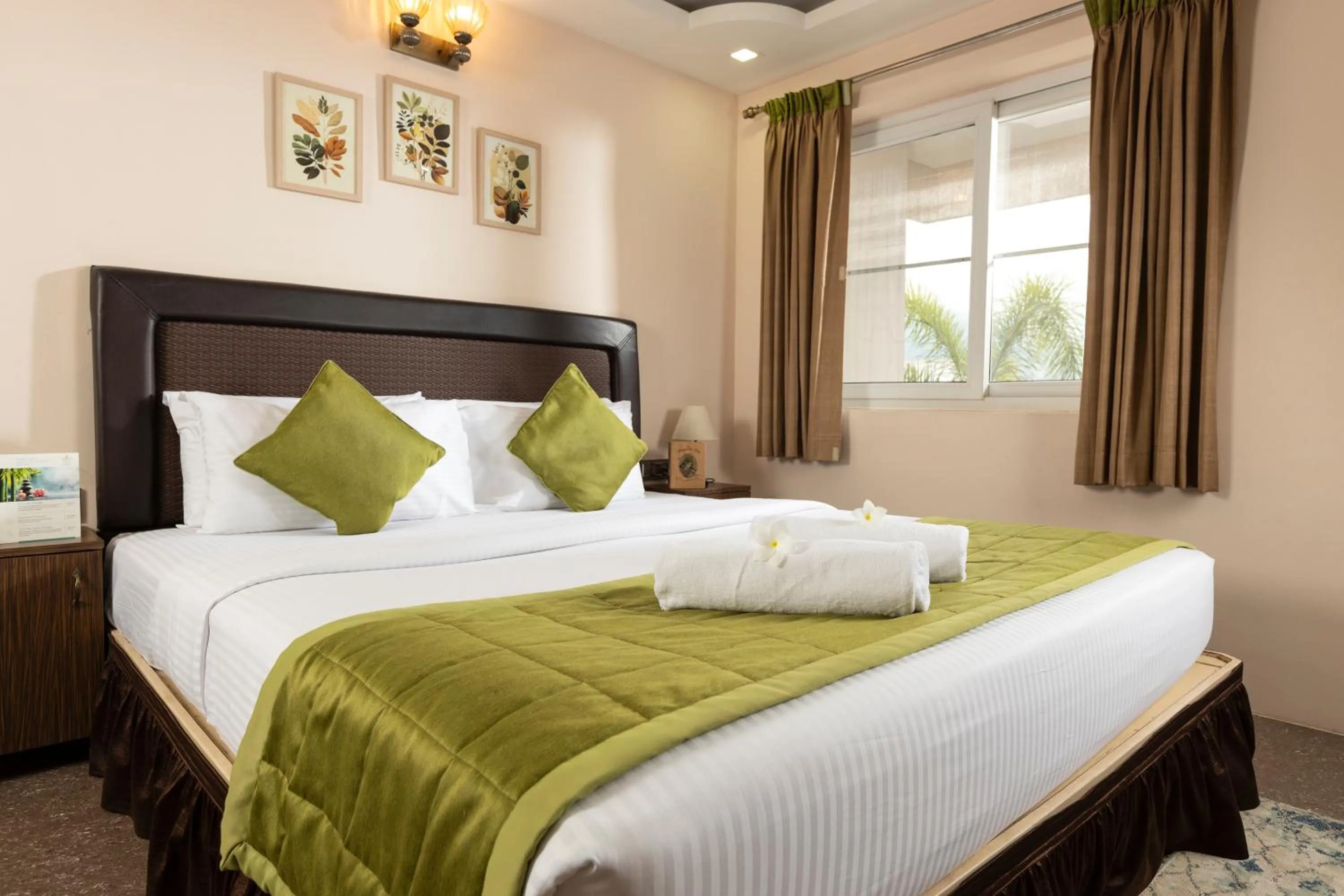 Bedroom, Bed in Athena Hotel