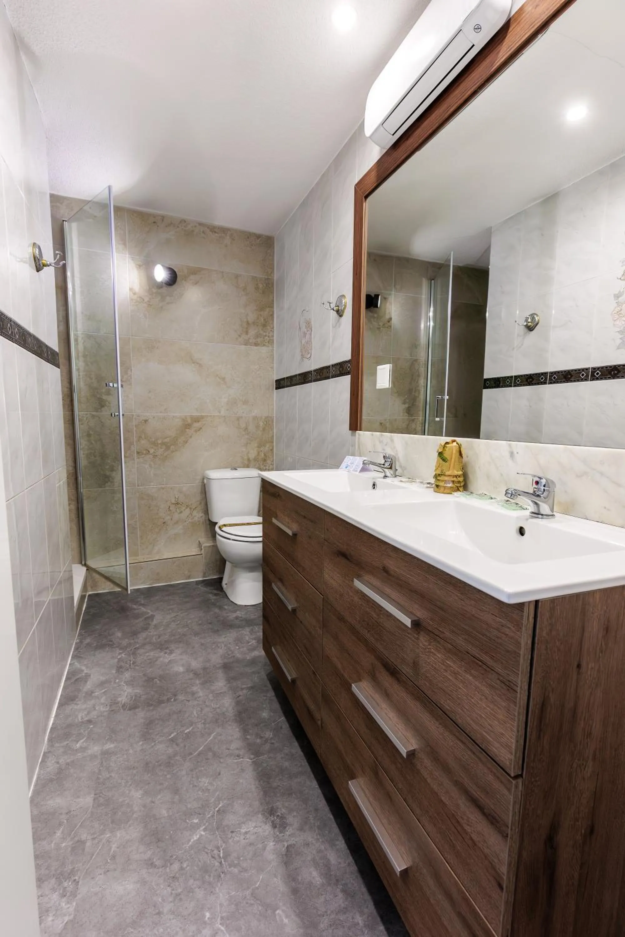 Bathroom in Hostal Gran Vía