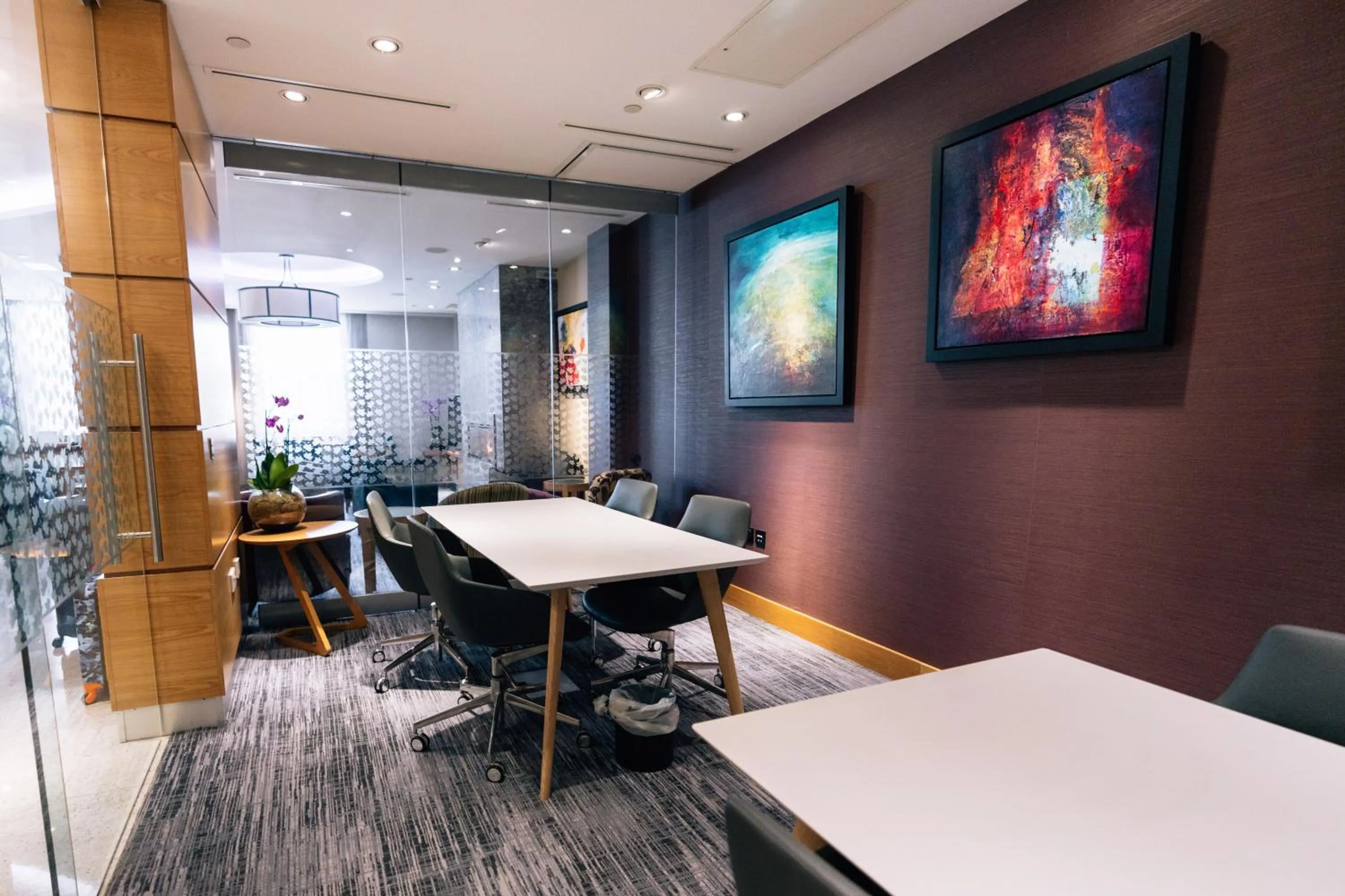 Business facilities in Club Quarters Hotel Covent Garden Holborn, London