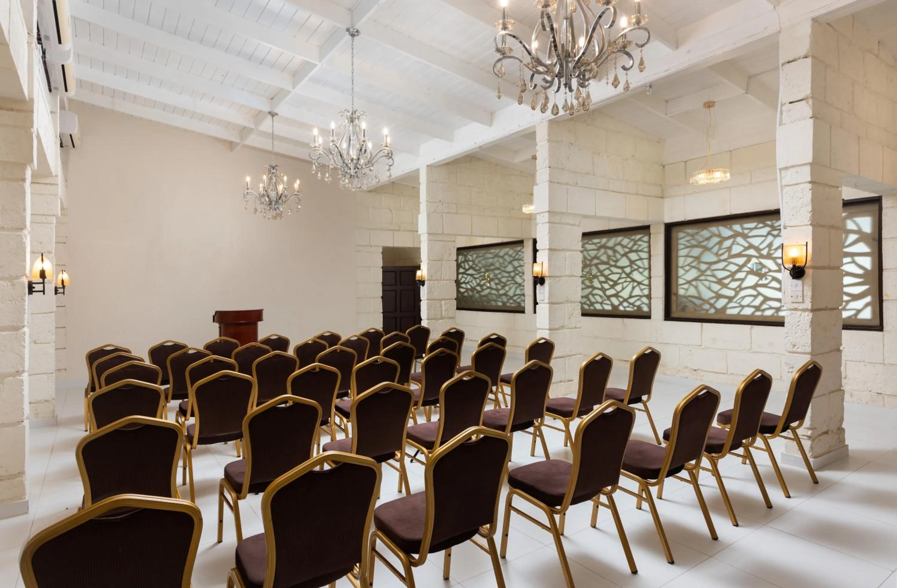 Meeting/conference room in All Seasons Resort