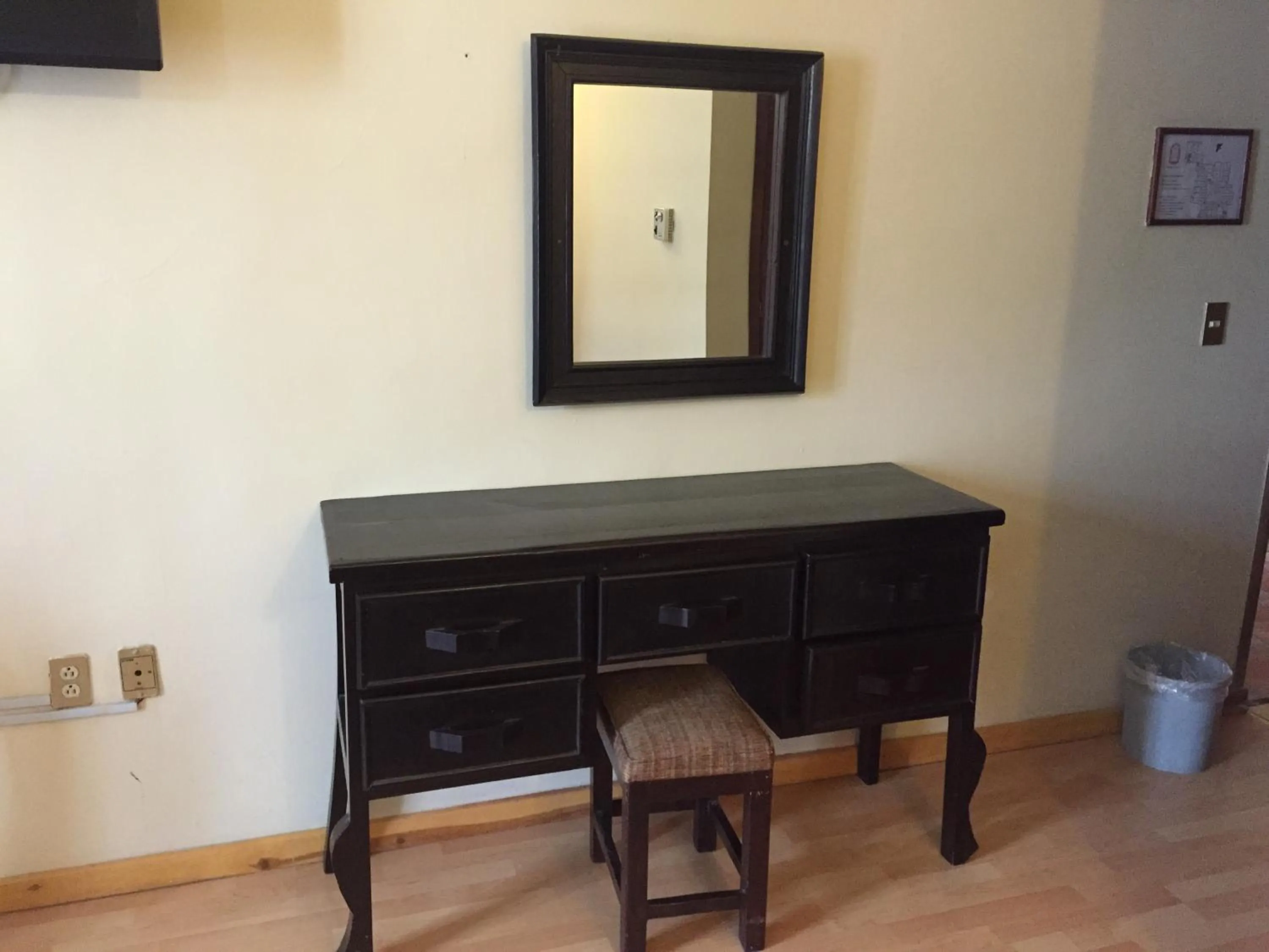 Bedroom in Meson de la Merced