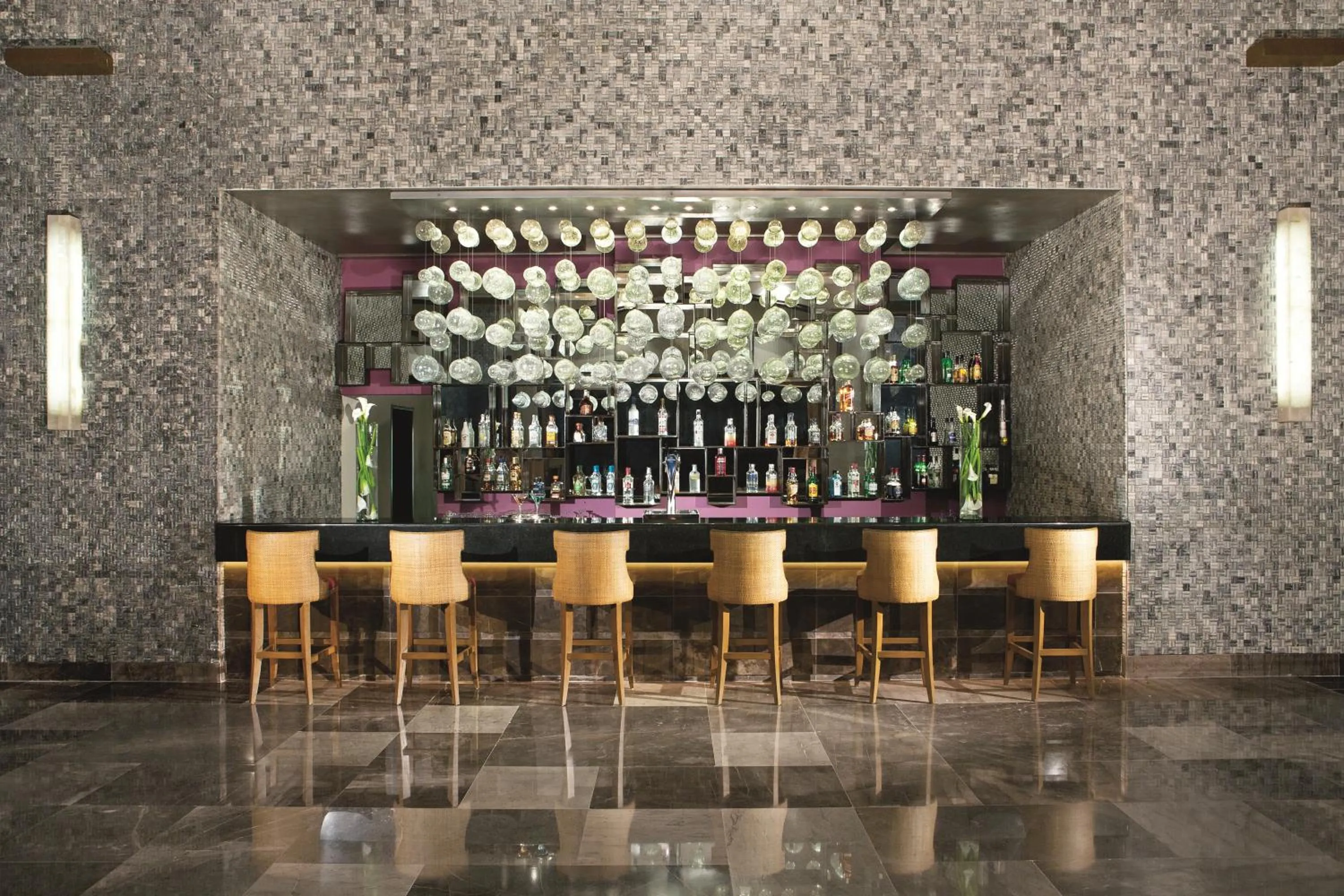 Lounge or bar in Secrets Vallarta Bay Resort & SPA - Adults Only