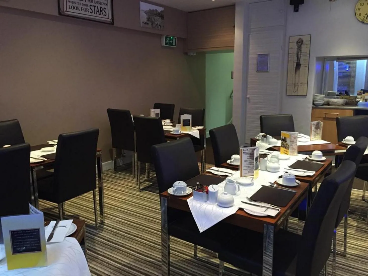 Dining area in The Mowbray