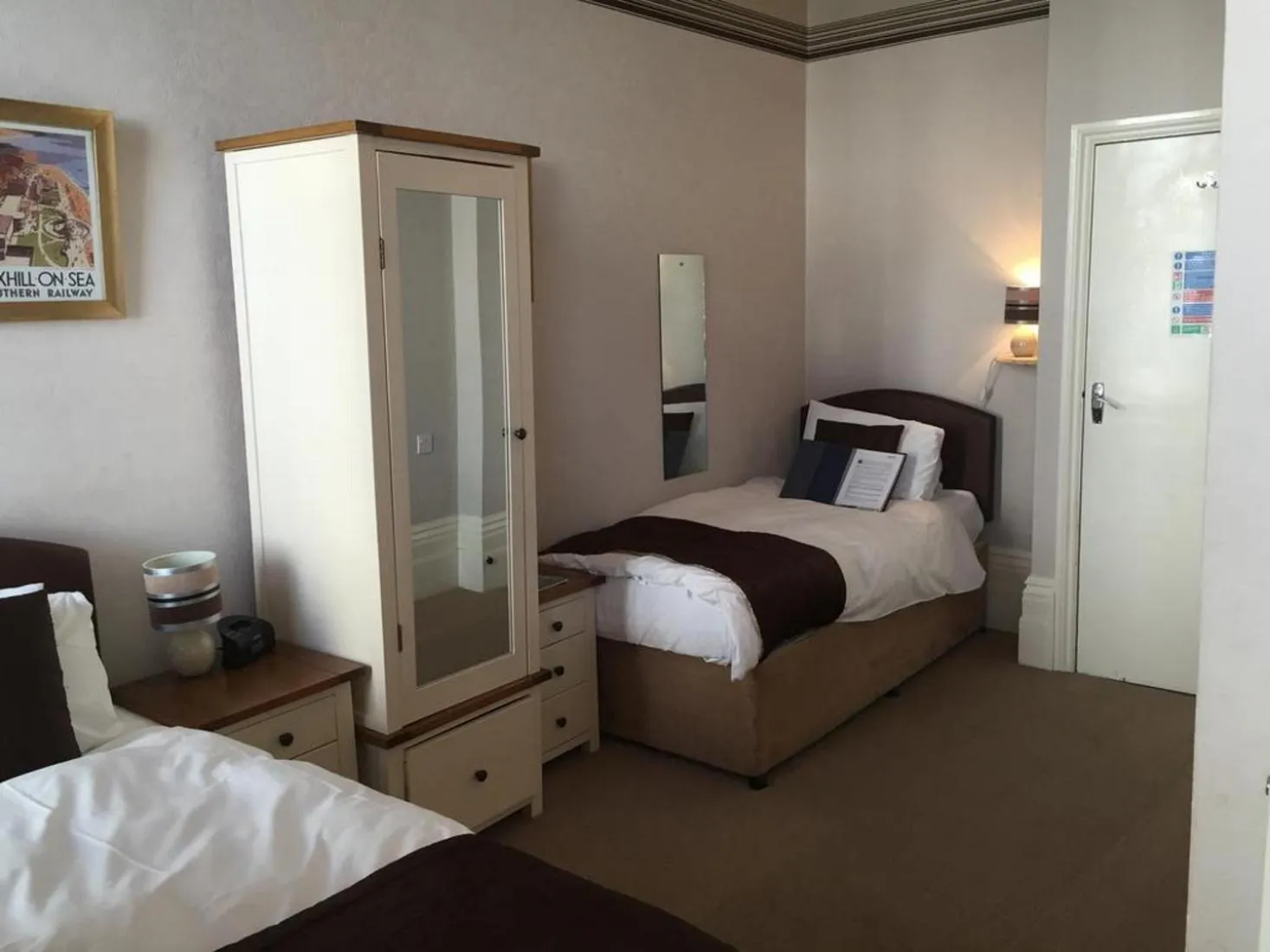 Bedroom, Bed in The Mowbray