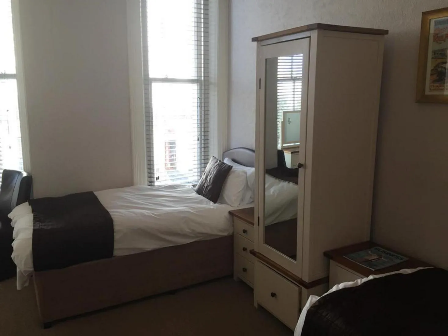 Bedroom, Bed in The Mowbray