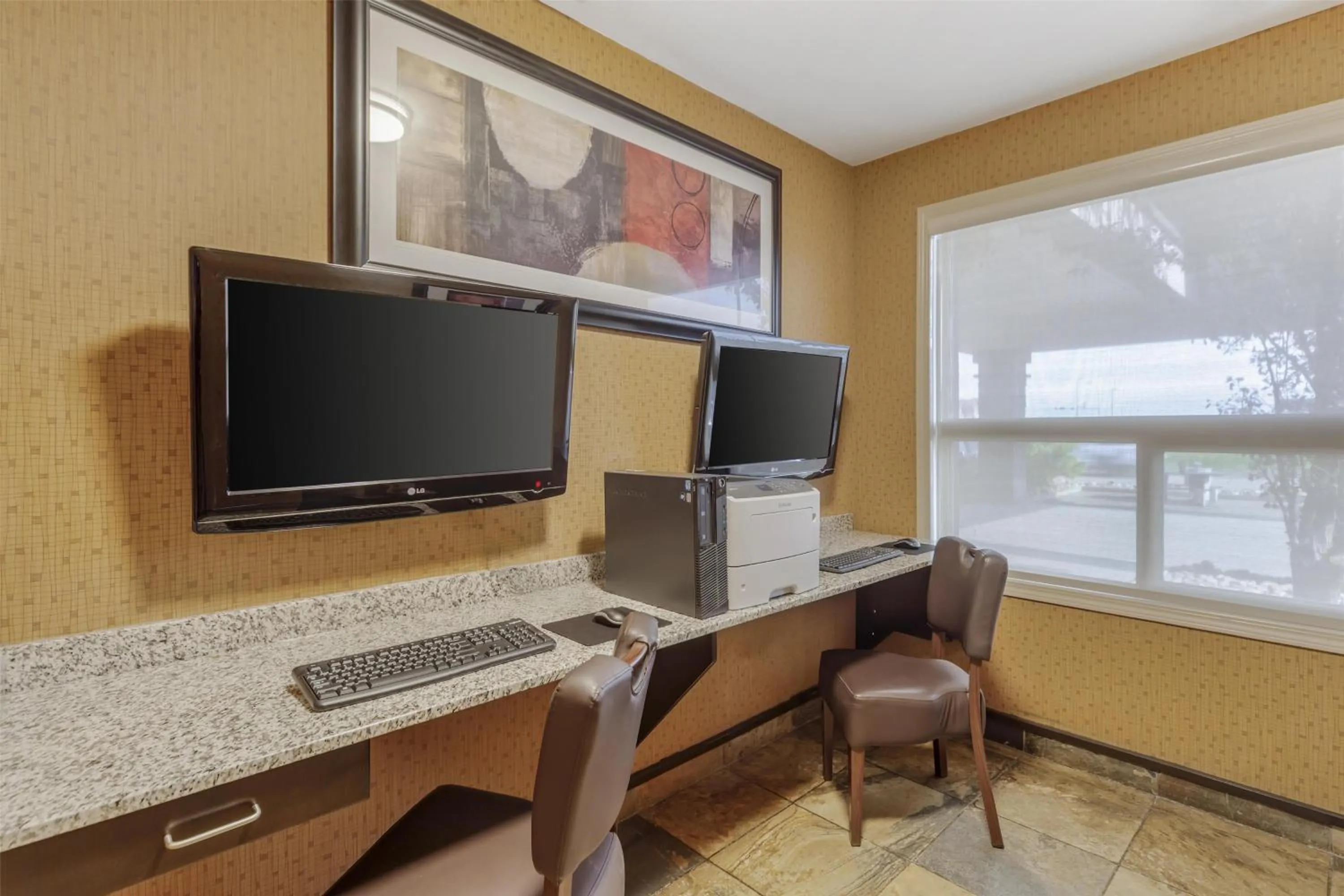 Business facilities in Best Western Wainwright Inn & Suites