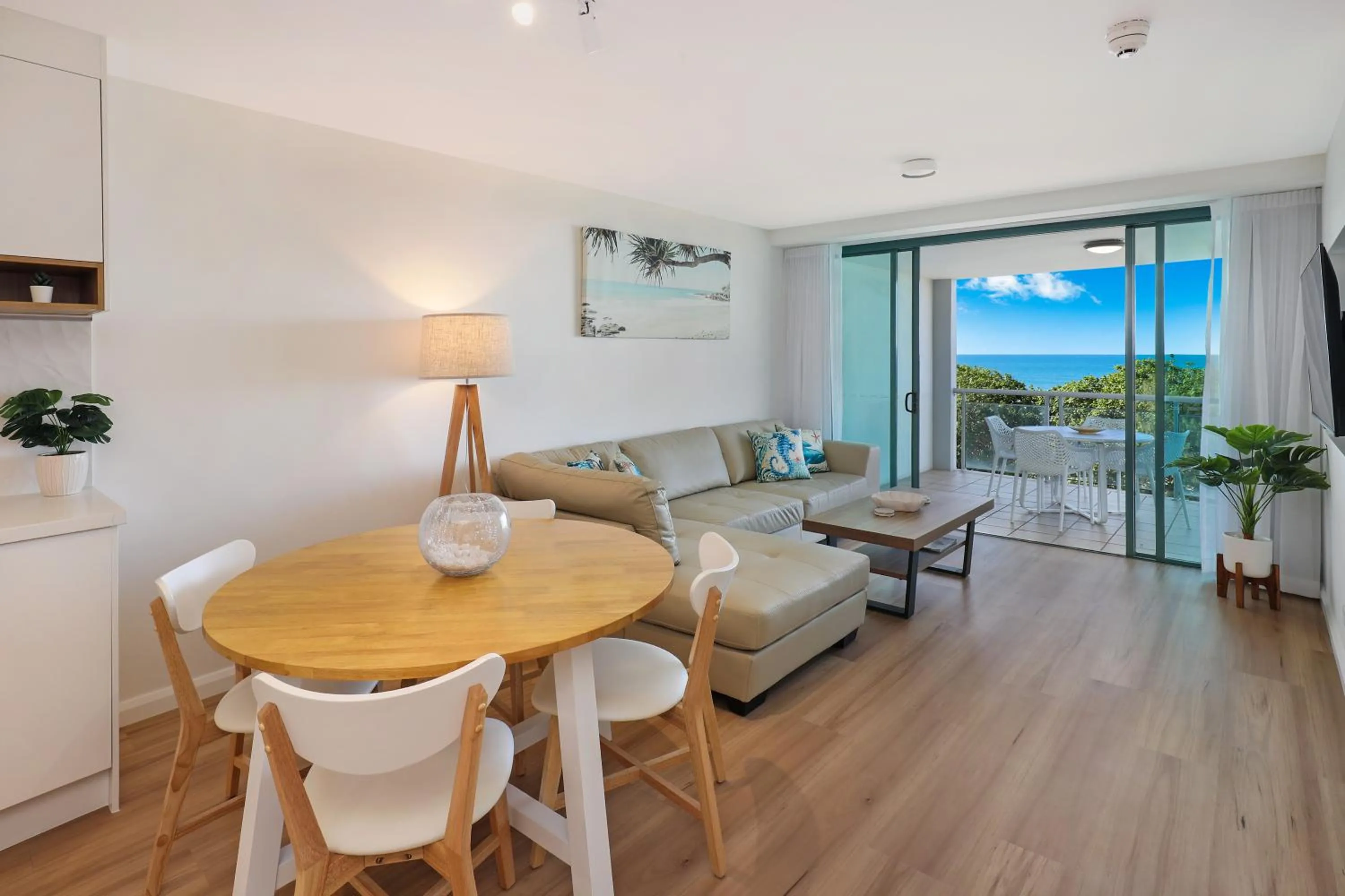 Grand Palais Boolarong Beachside Apartments