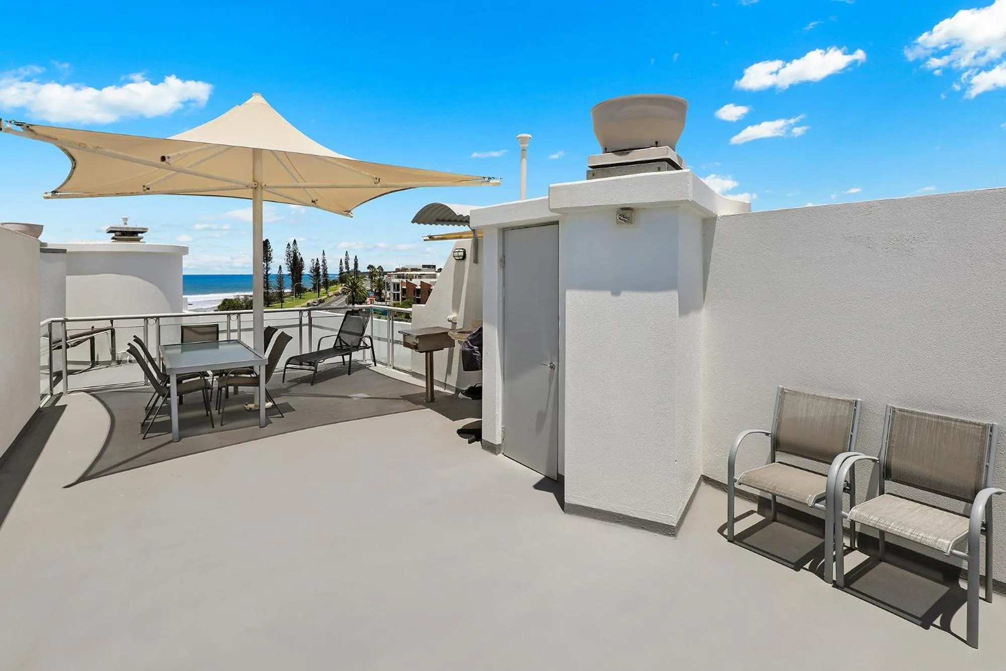 Balcony/Terrace in Grand Palais Boolarong Beachside Apartments