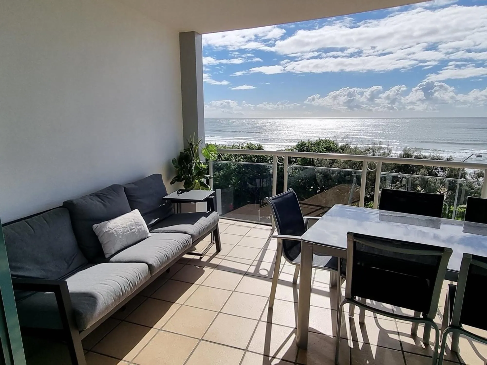 Balcony/Terrace in Grand Palais Boolarong Beachside Apartments