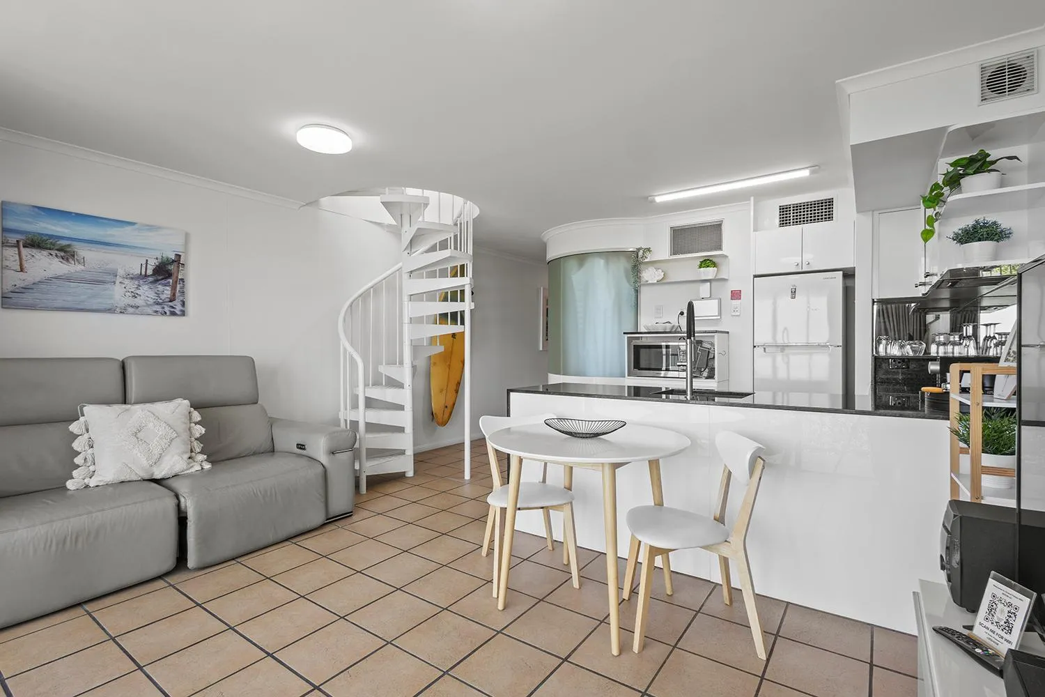 Grand Palais Boolarong Beachside Apartments