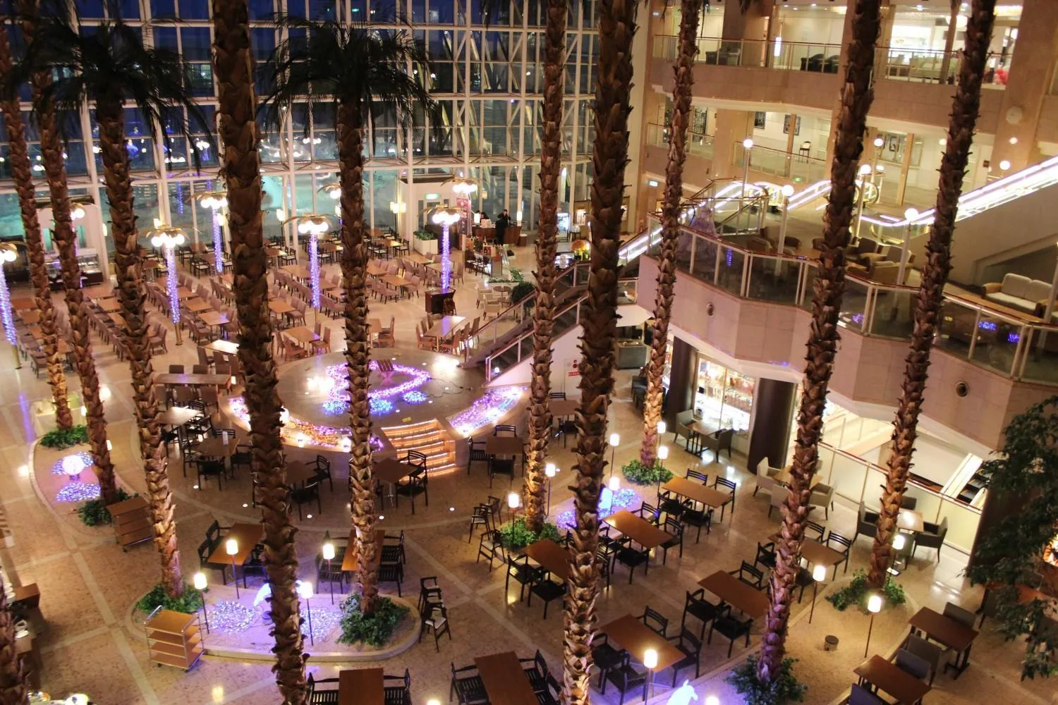 Chateraise Gateaux Kingdom Sapporo