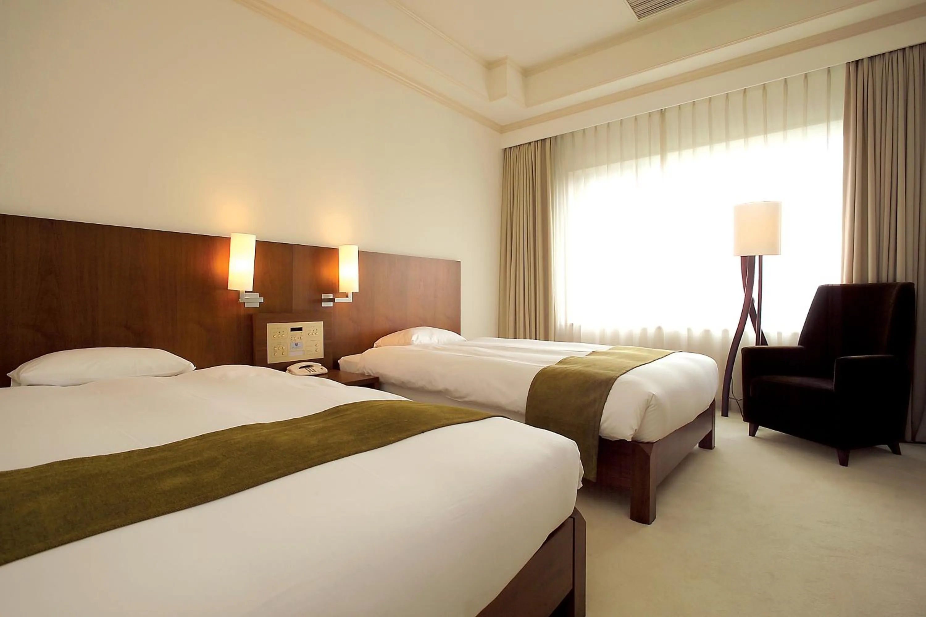 Bed in Chateraise Gateaux Kingdom Sapporo